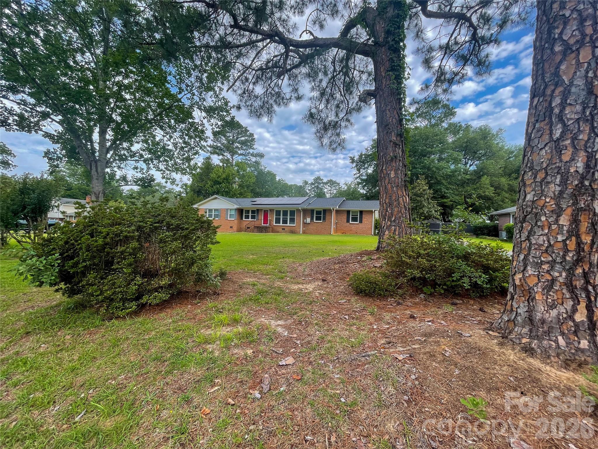 14 Hamden Circle — Cheraw