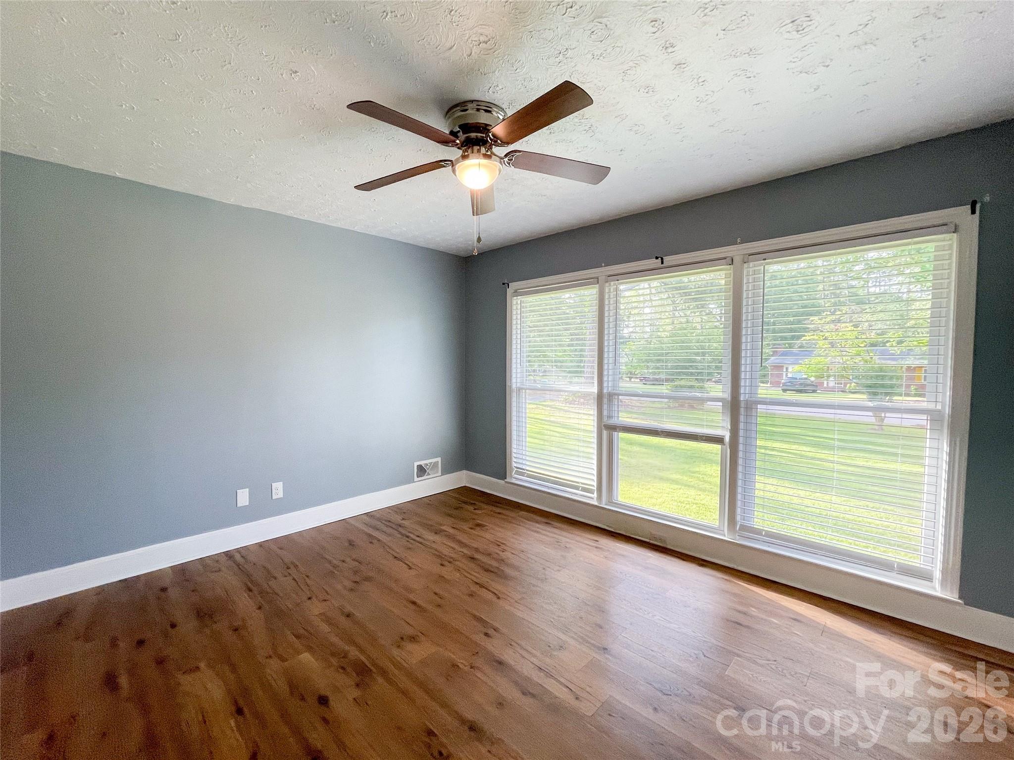 14 Hamden Circle — Cheraw