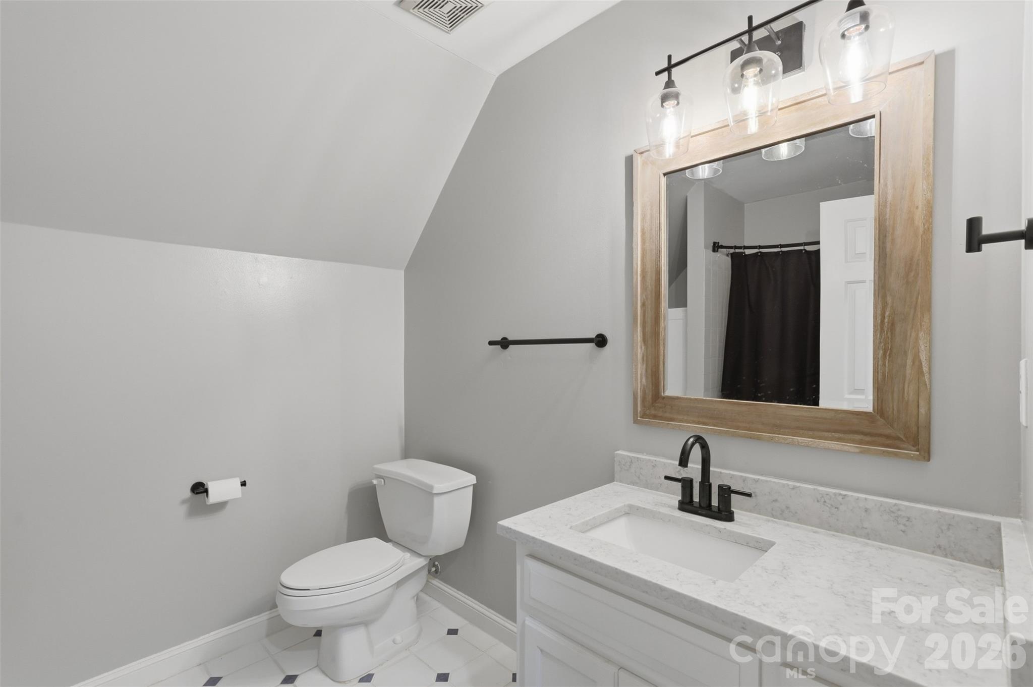 8301 Waxhaw Creek — Waxhaw