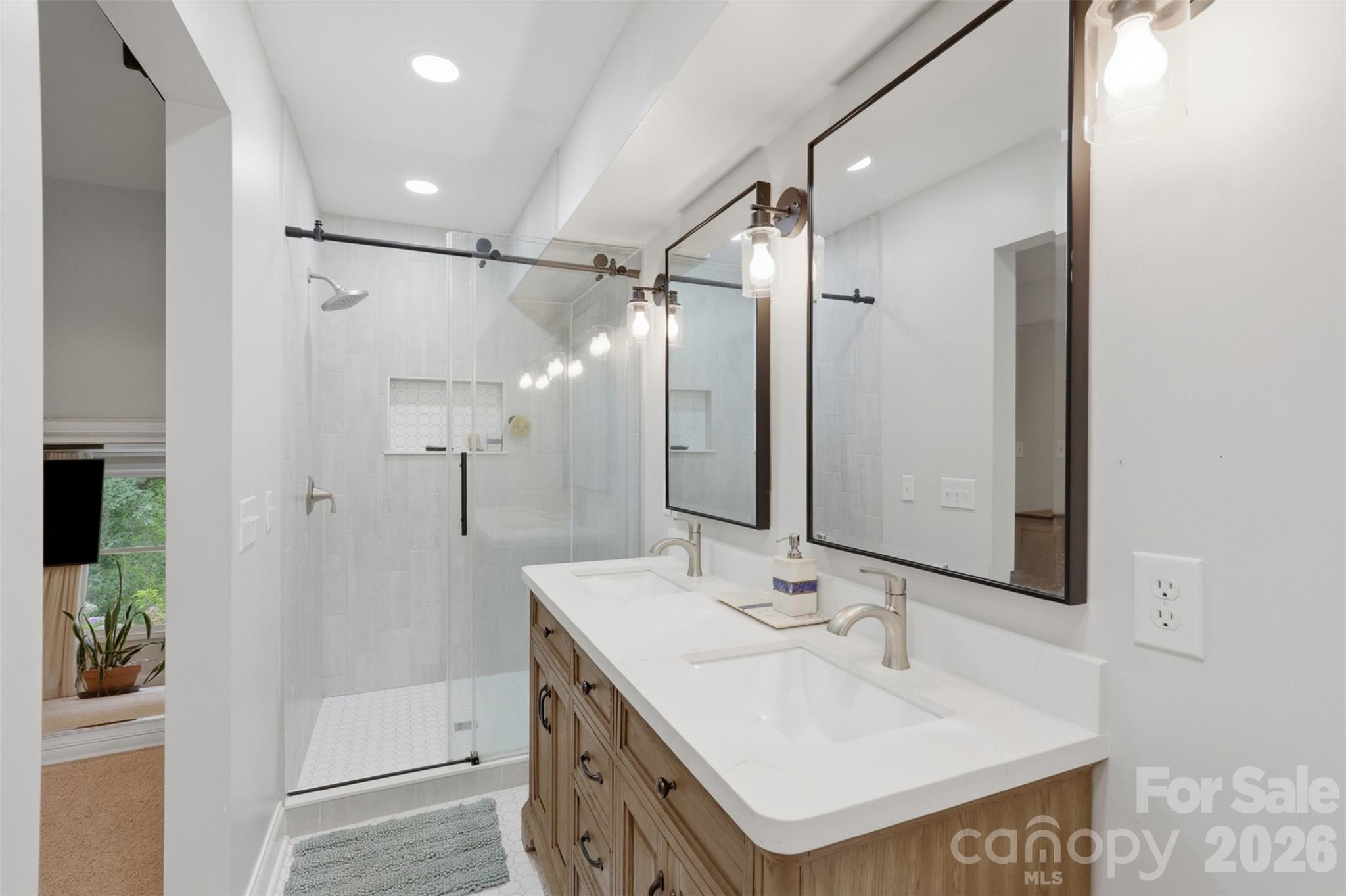 8301 Waxhaw Creek — Waxhaw
