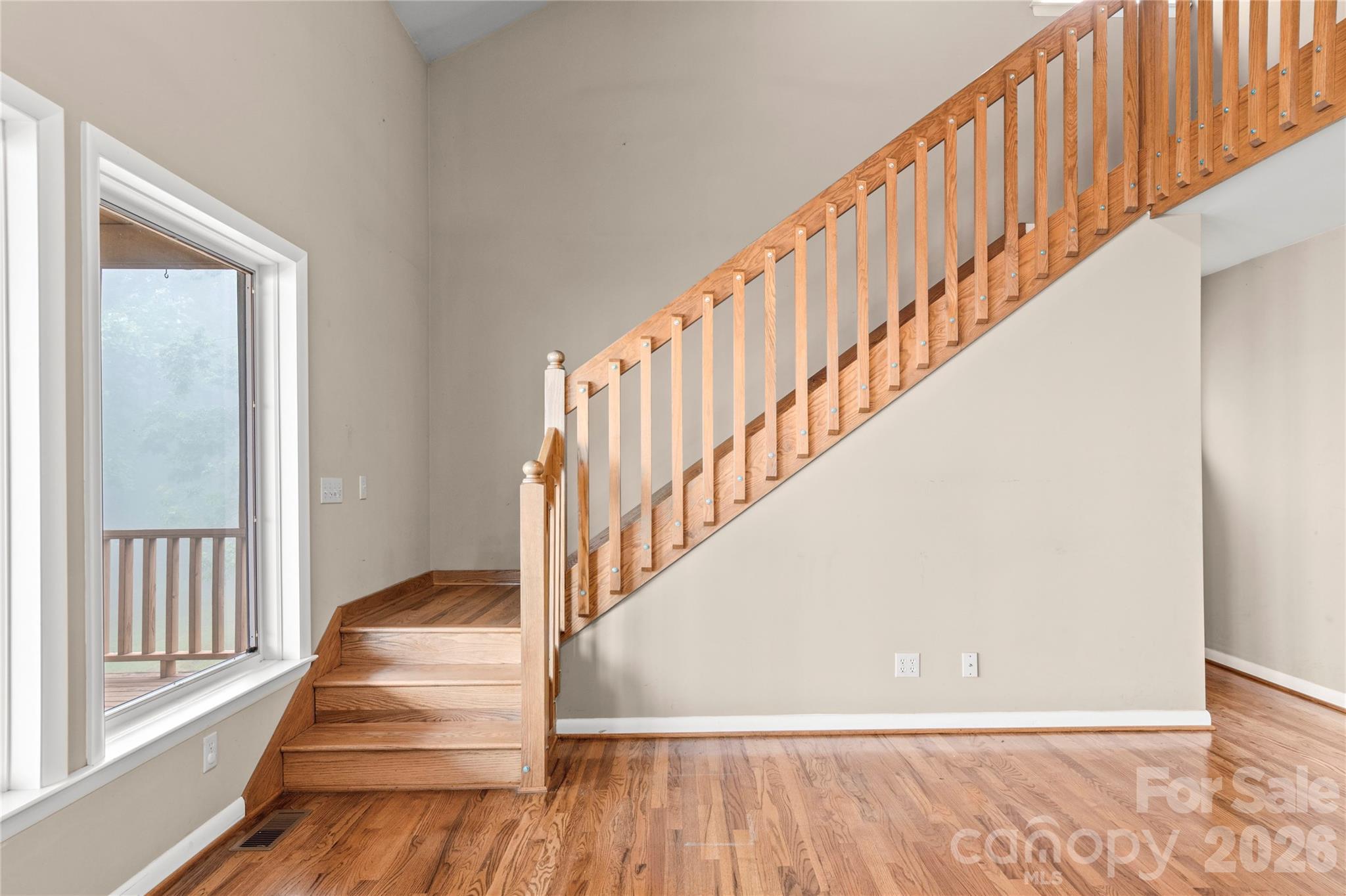 576 Lake Vista Drive — Glade Valley