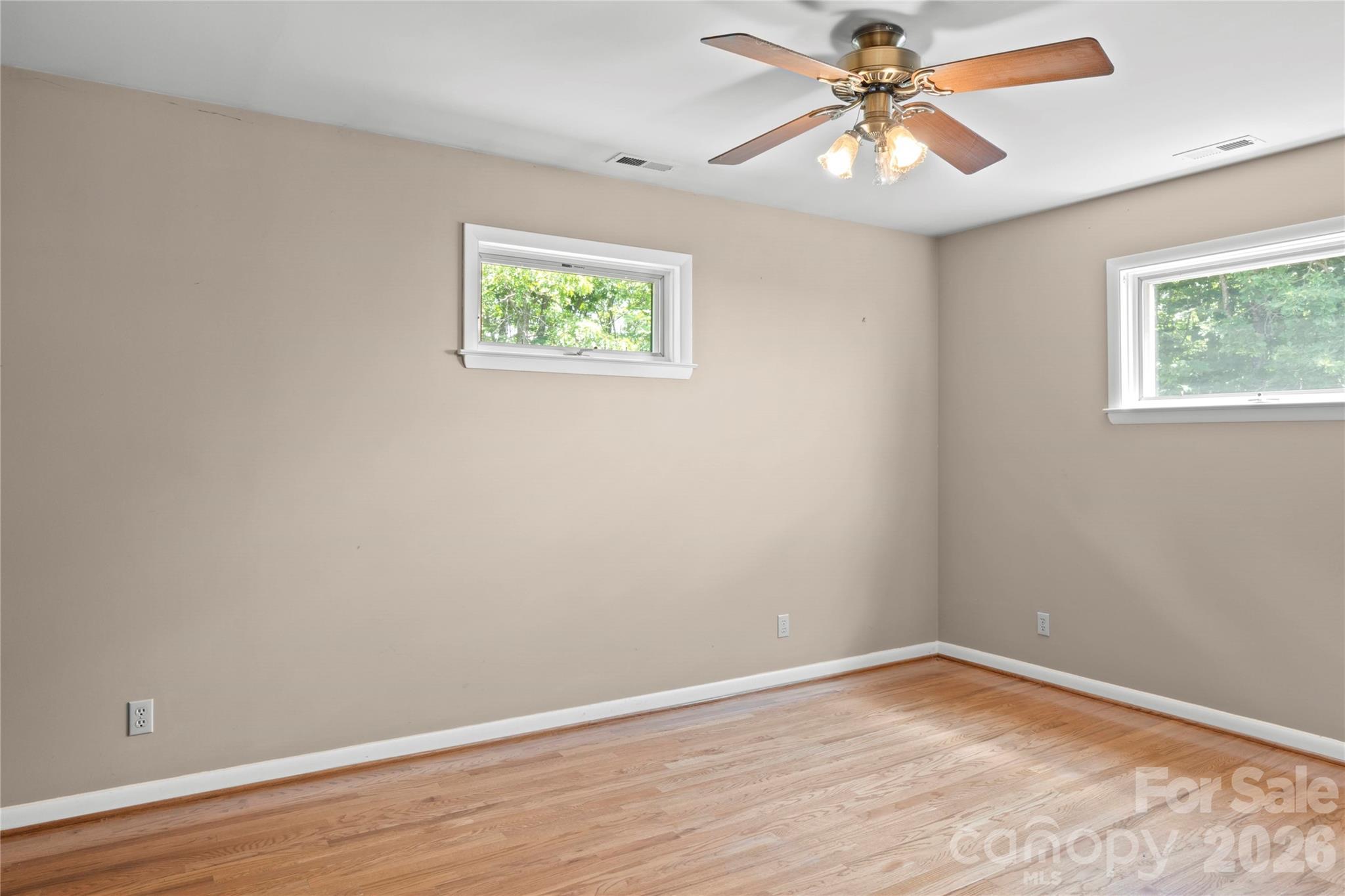 576 Lake Vista Drive — Glade Valley