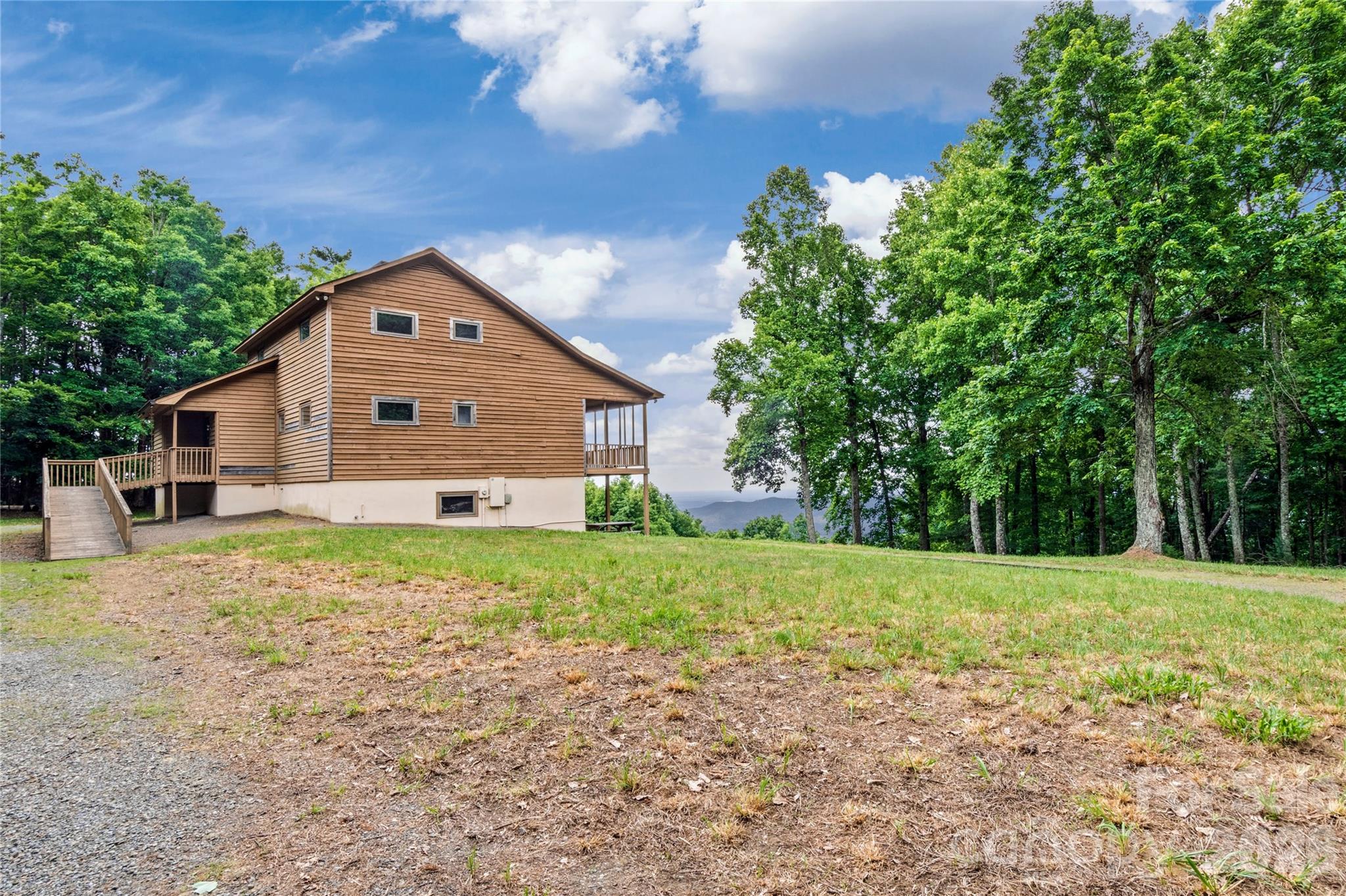576 Lake Vista Drive — Glade Valley