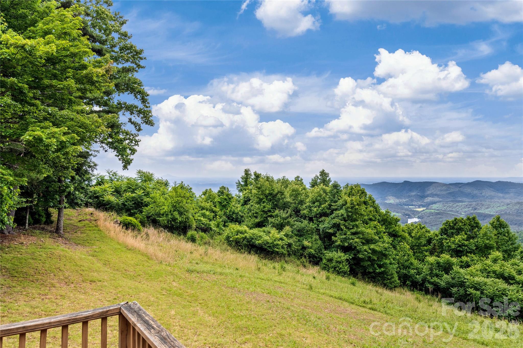 576 Lake Vista Drive — Glade Valley