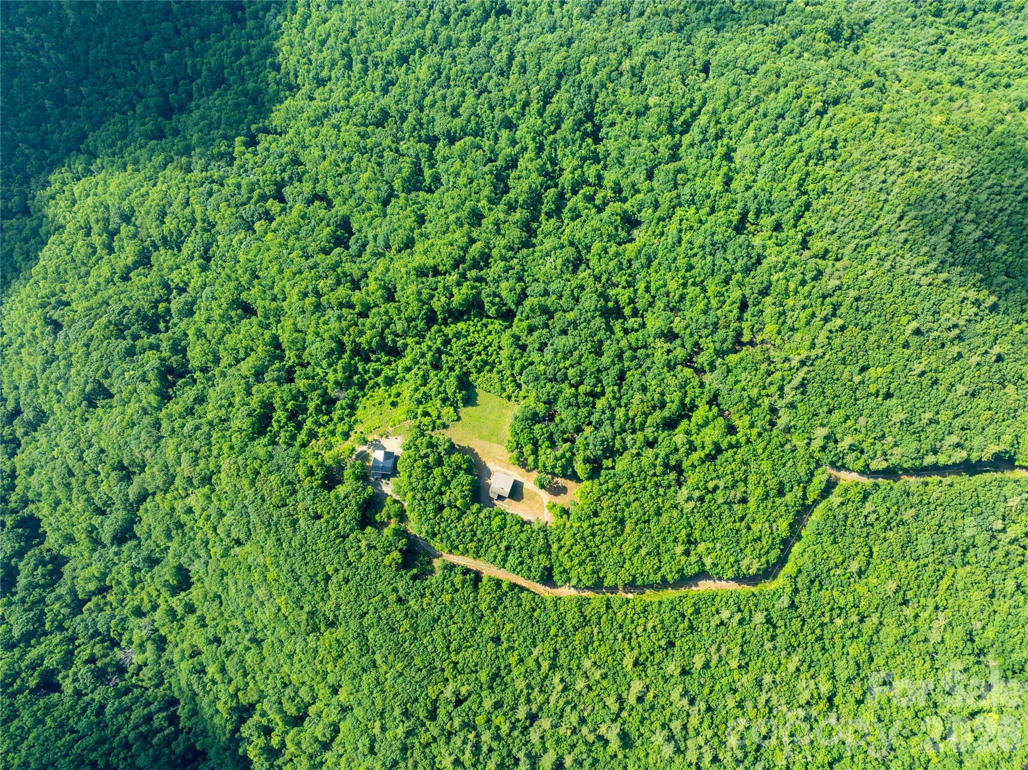576 Lake Vista Drive — Glade Valley