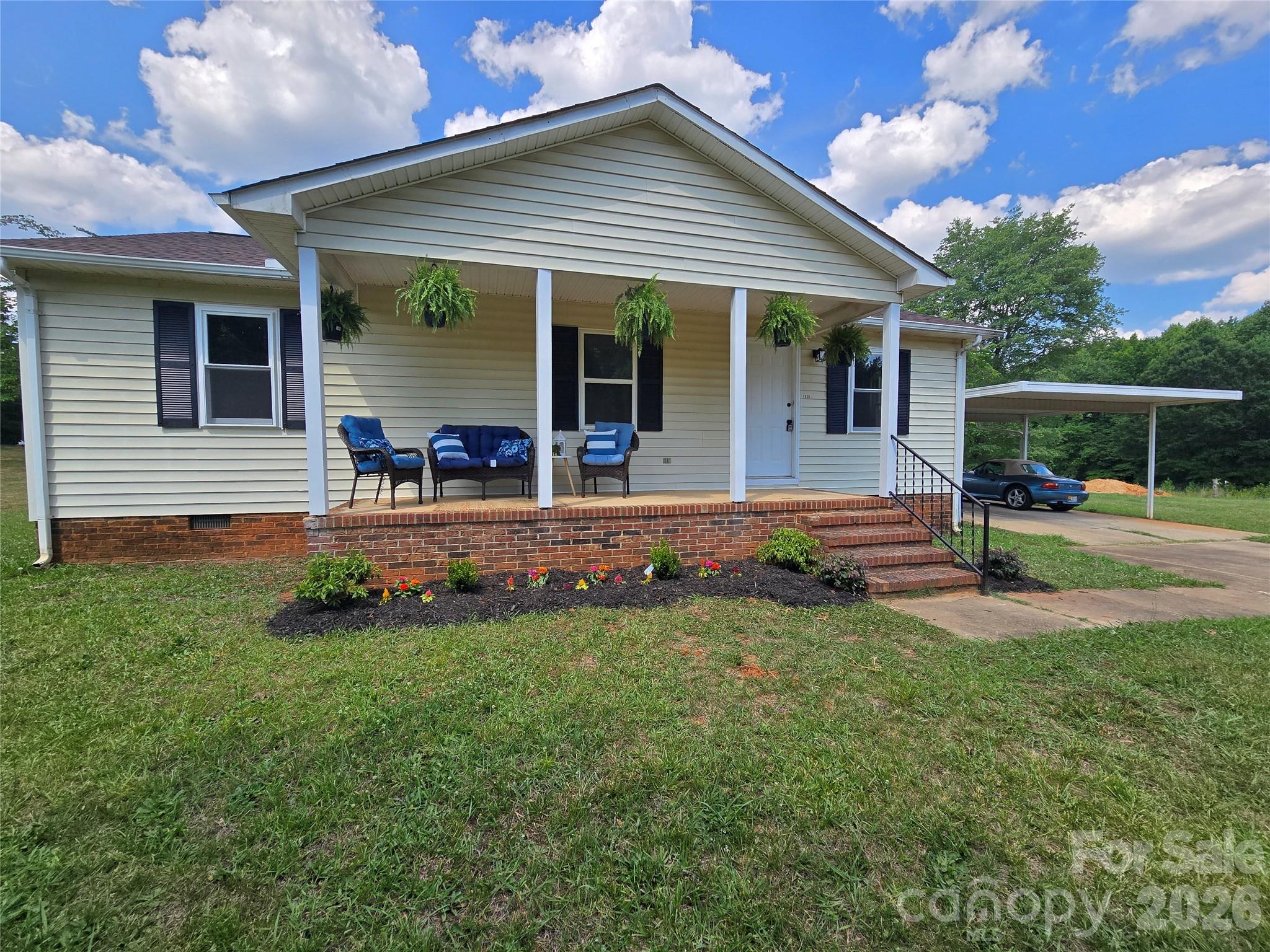 1630 Grace Church Road — Salisbury