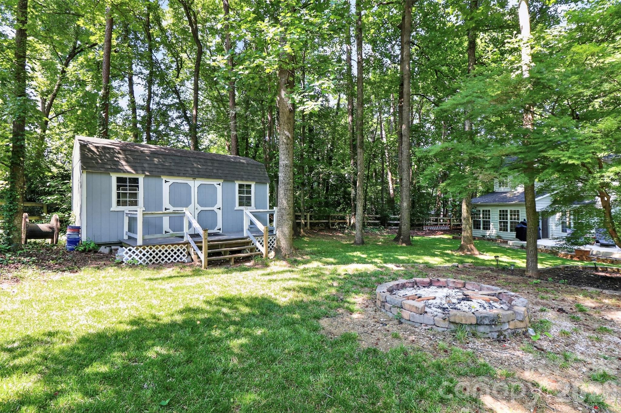 11007 Secotan Lane — Matthews