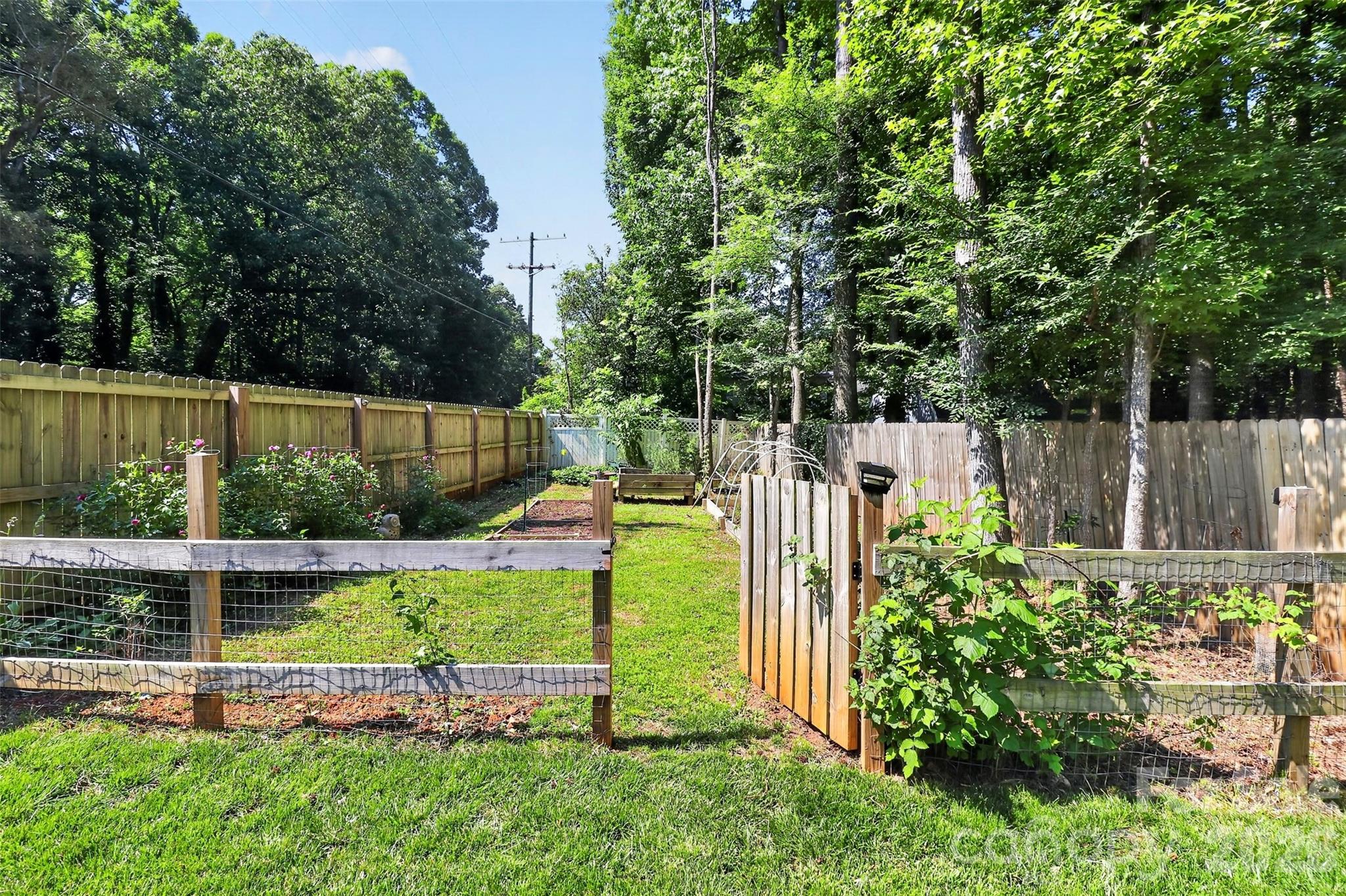 11007 Secotan Lane — Matthews