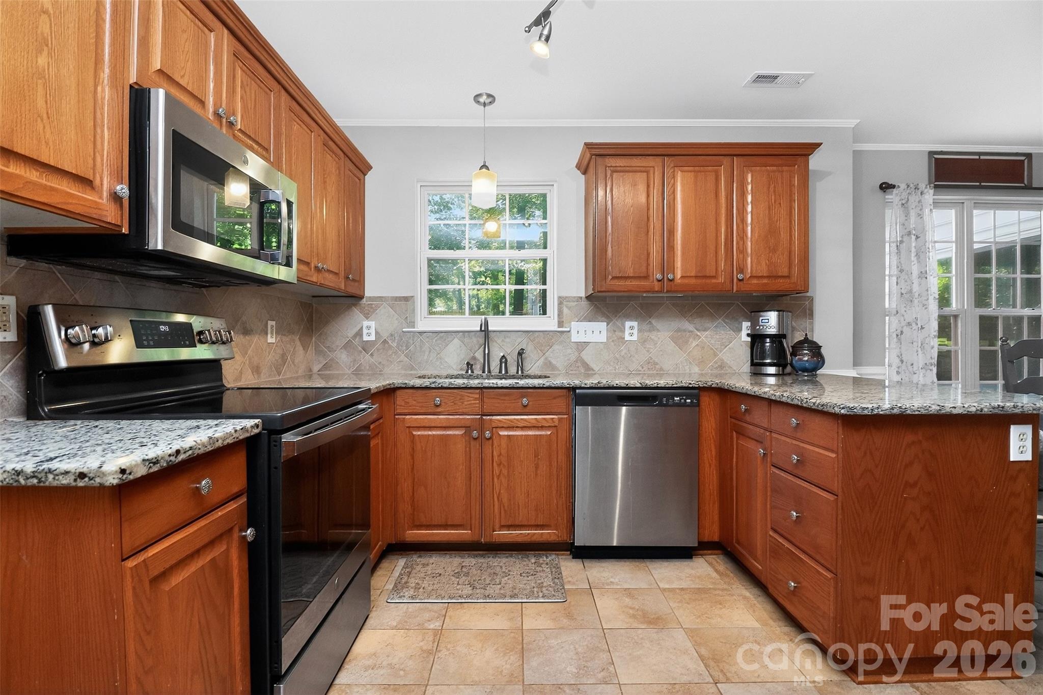 11007 Secotan Lane — Matthews