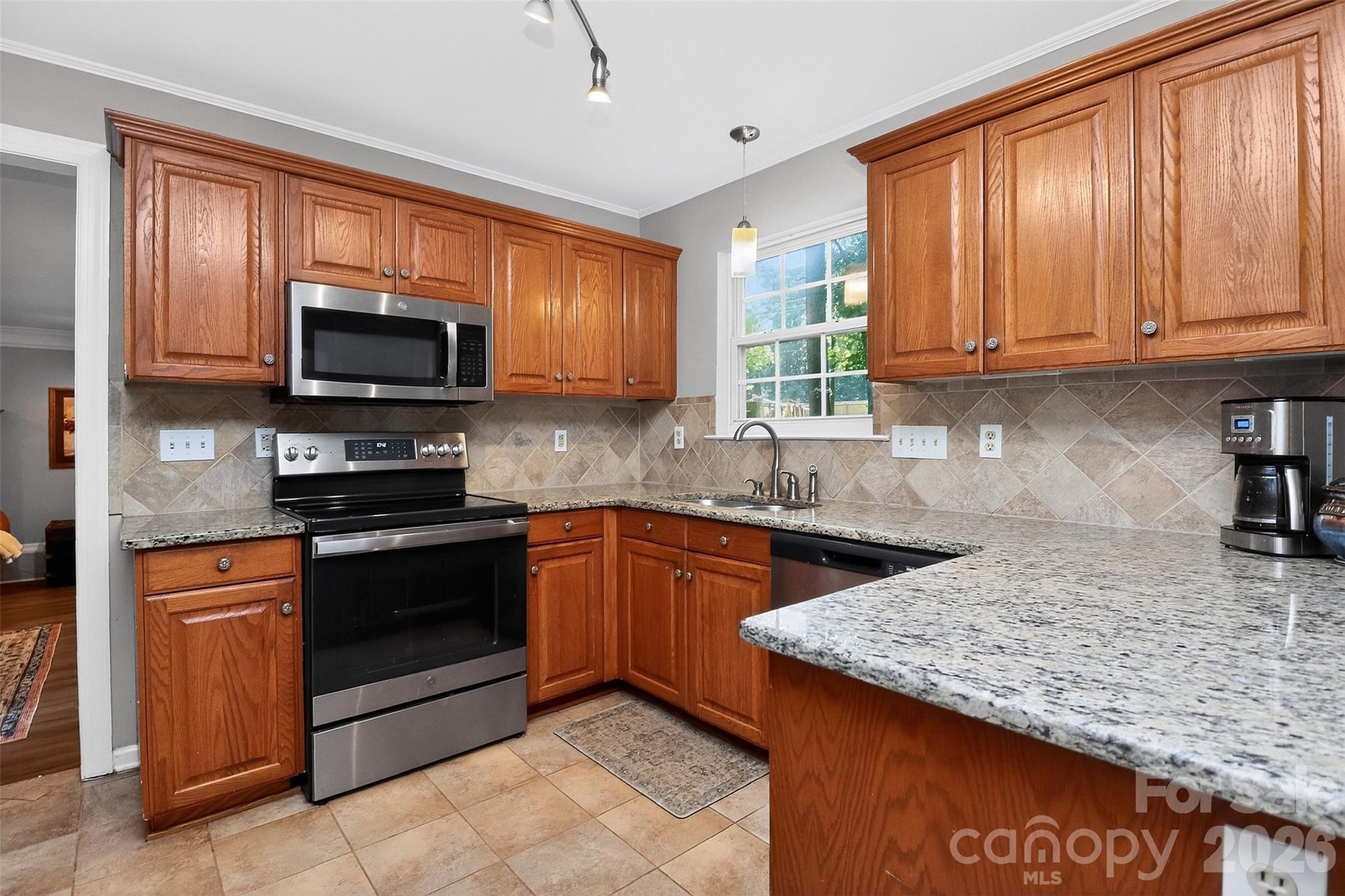 11007 Secotan Lane — Matthews
