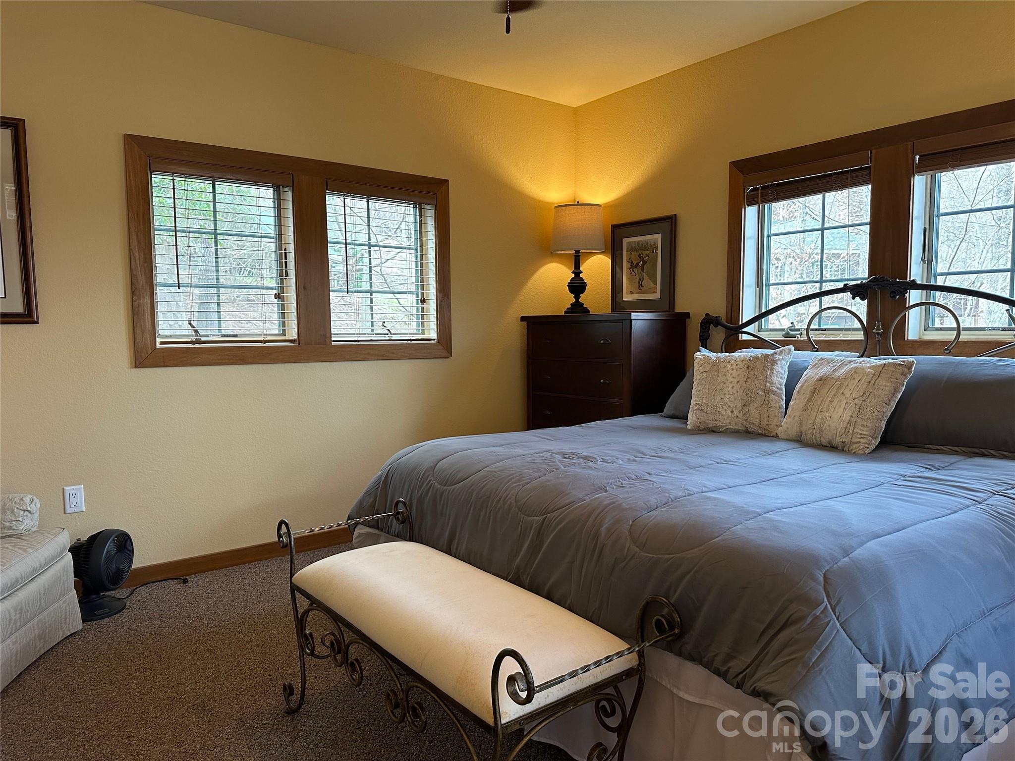 222 Creekside Way #D/101 — Burnsville