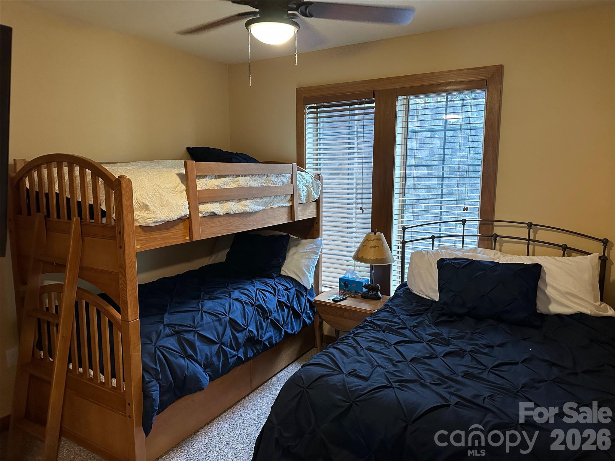 222 Creekside Way #D/101 — Burnsville