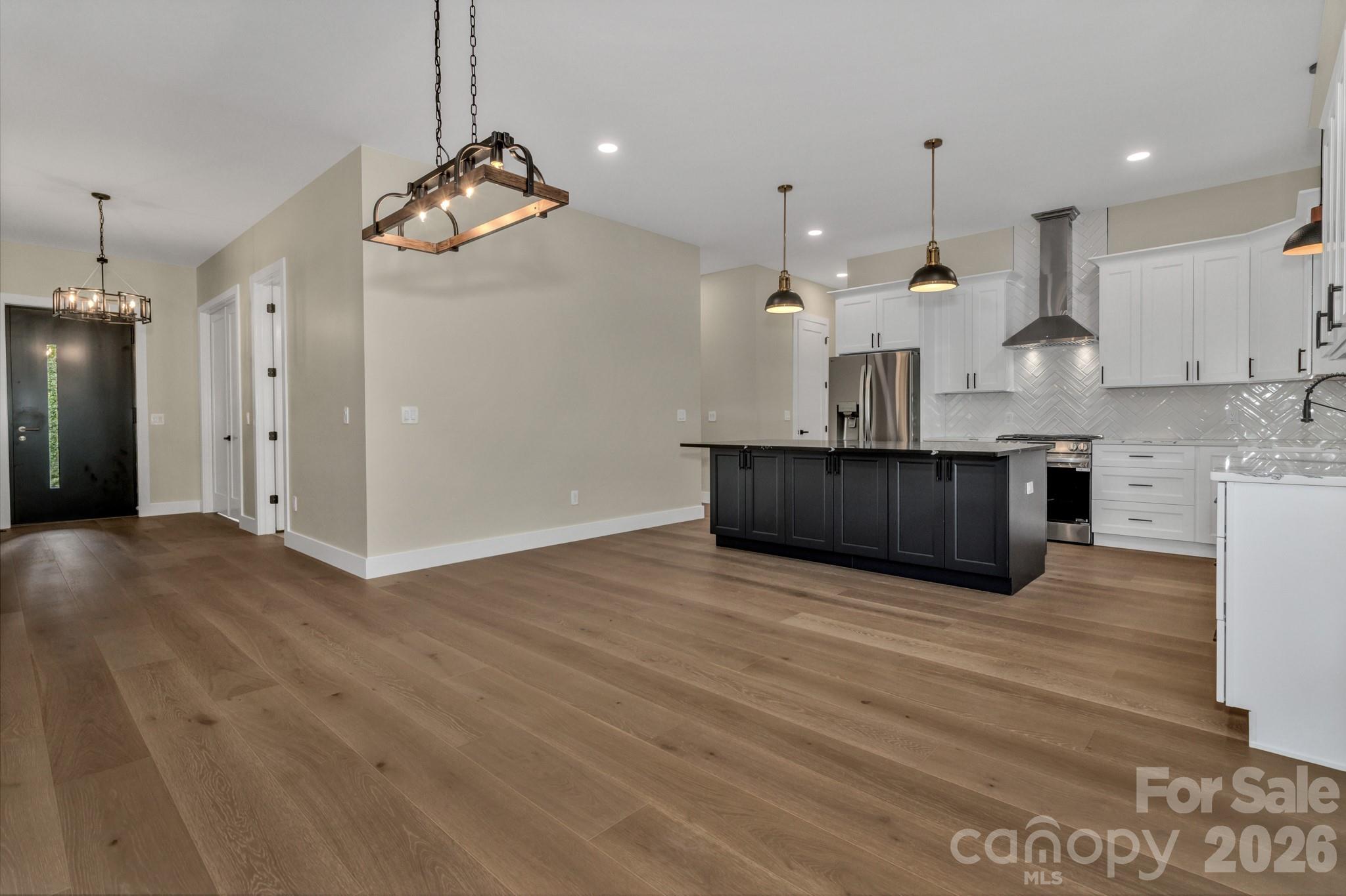 63 Winding Ridge Road — Fairview