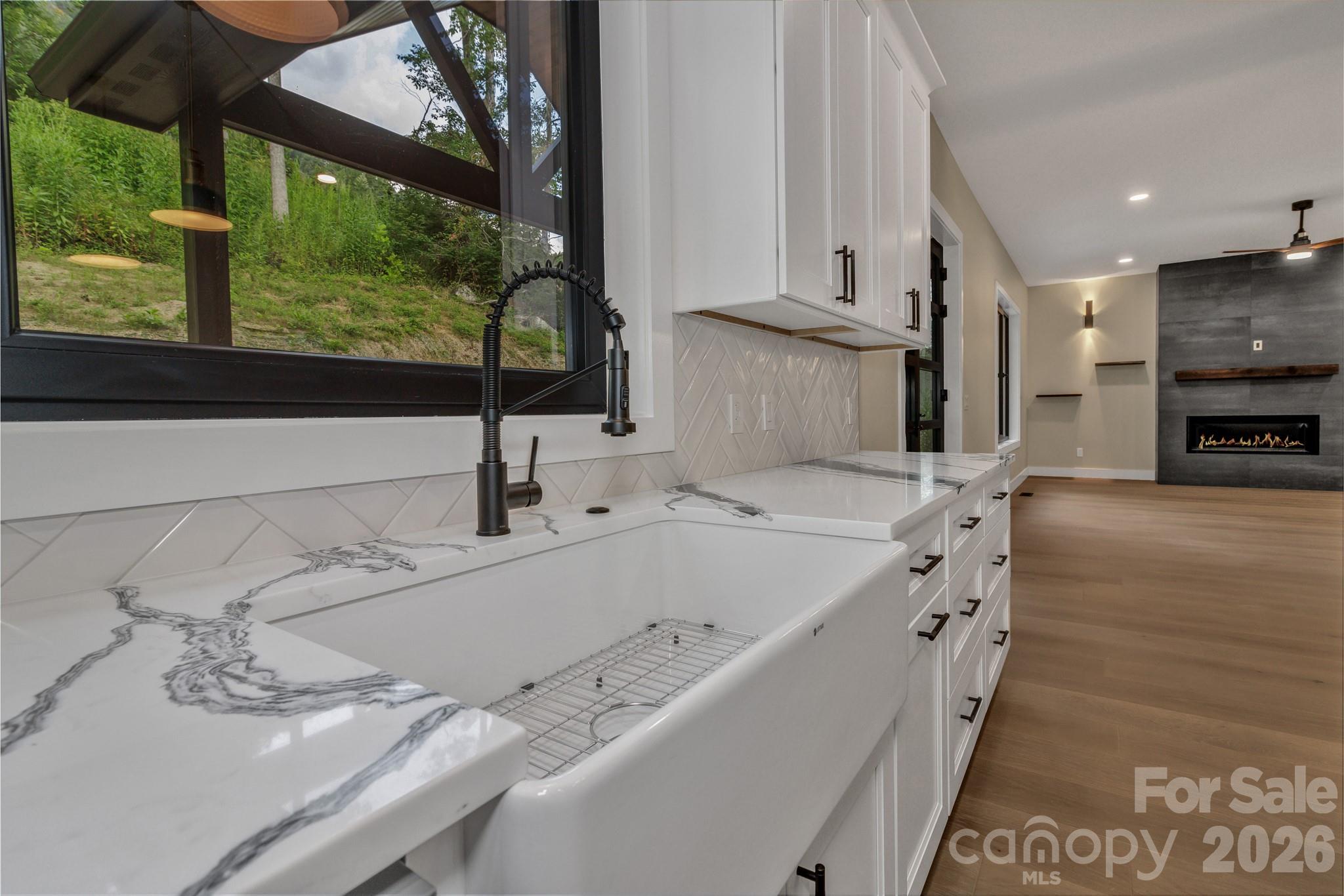 63 Winding Ridge Road — Fairview