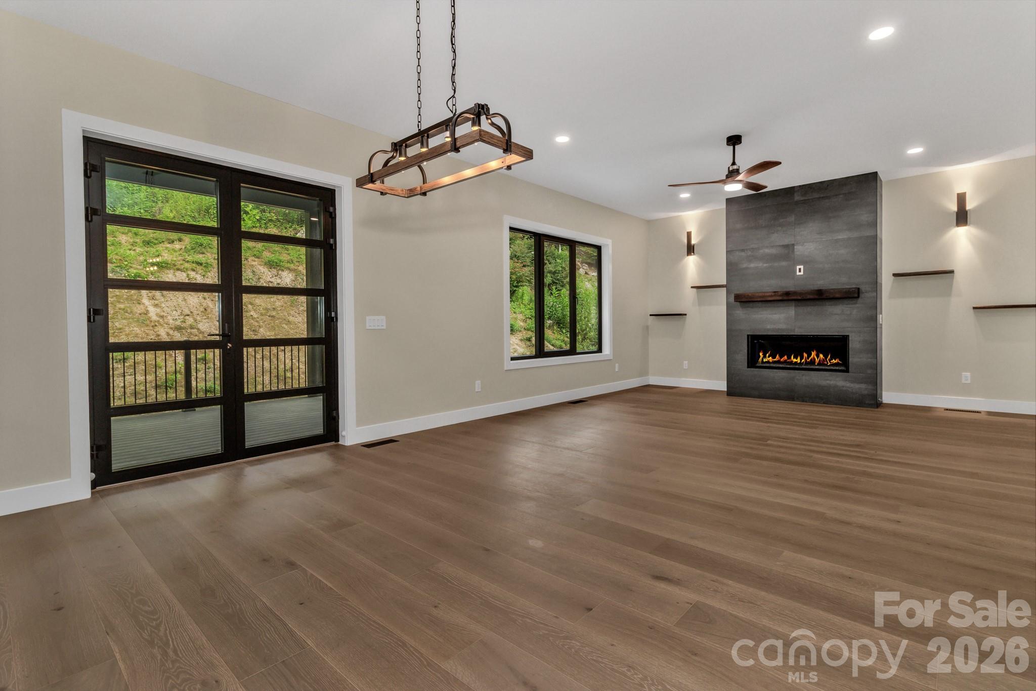 63 Winding Ridge Road — Fairview