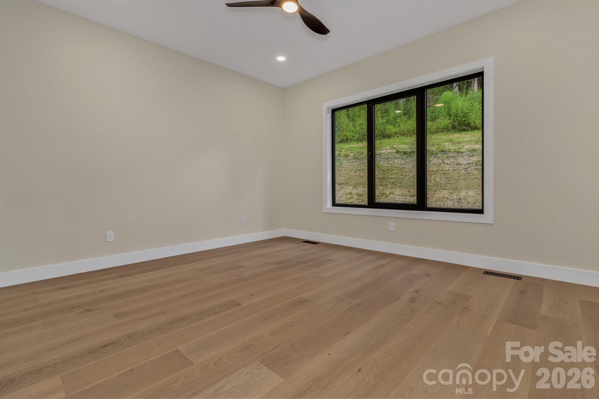 63 Winding Ridge Road — Fairview
