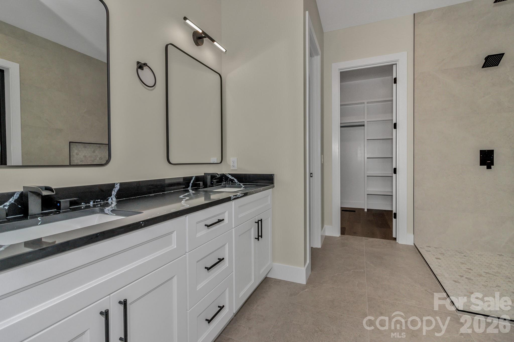 63 Winding Ridge Road — Fairview