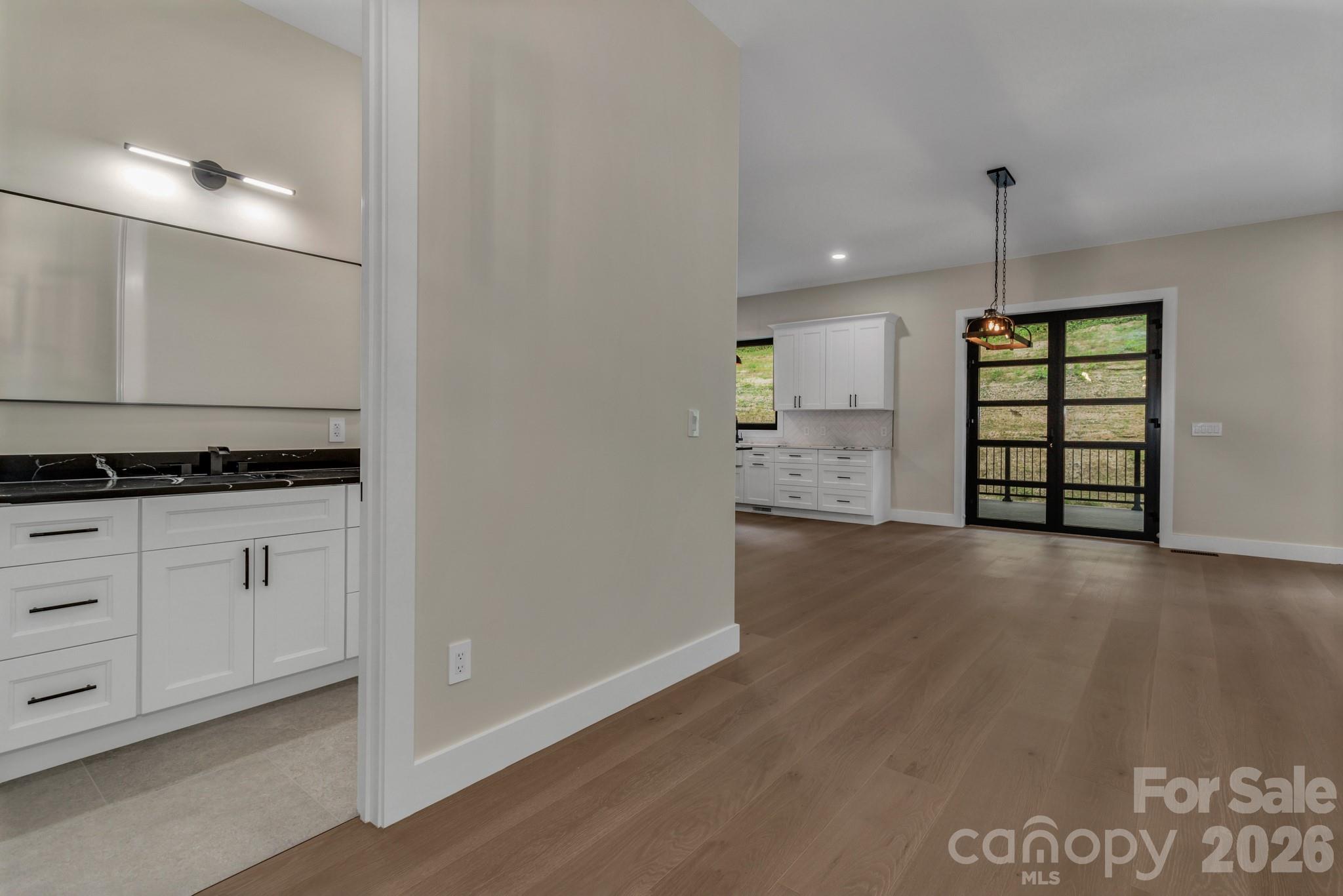 63 Winding Ridge Road — Fairview