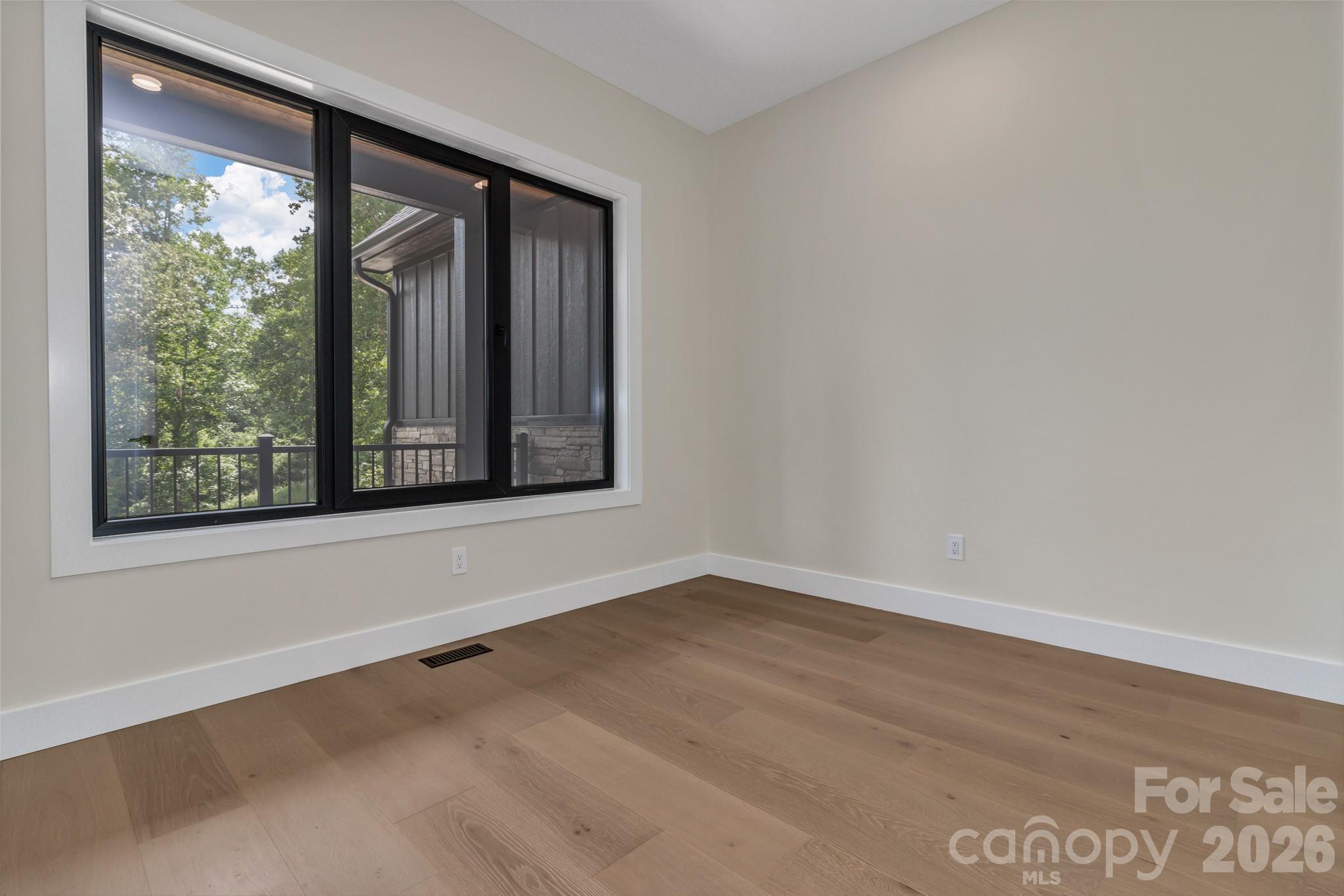 63 Winding Ridge Road — Fairview