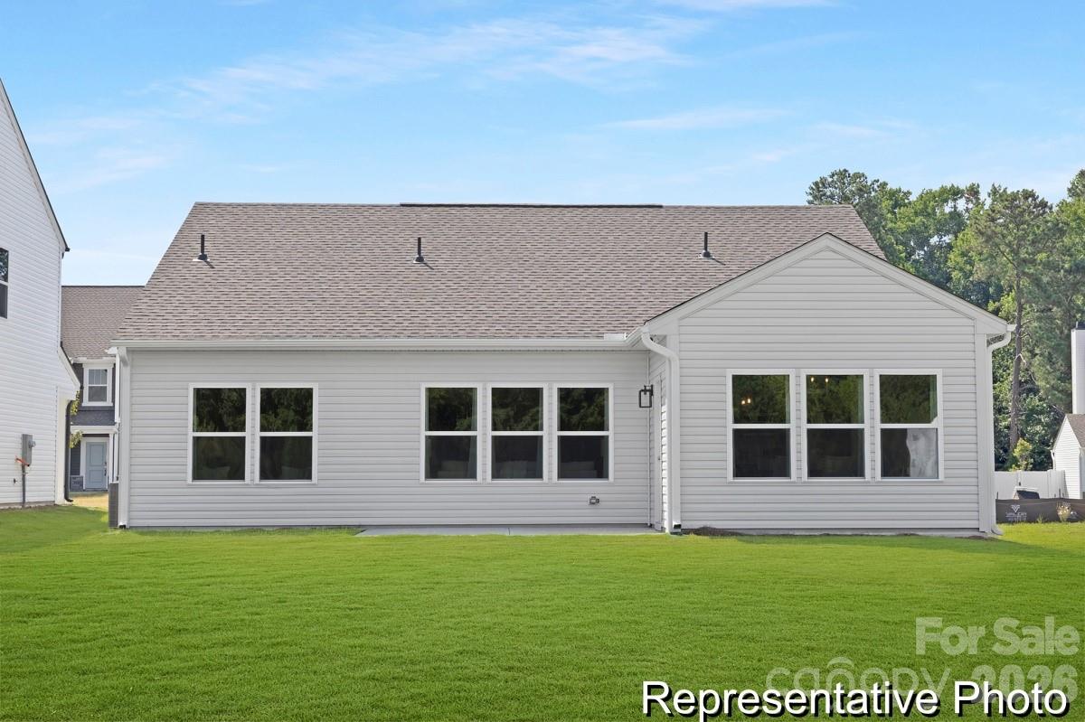 1518 Autumn Banks Way #111 — High Shoals
