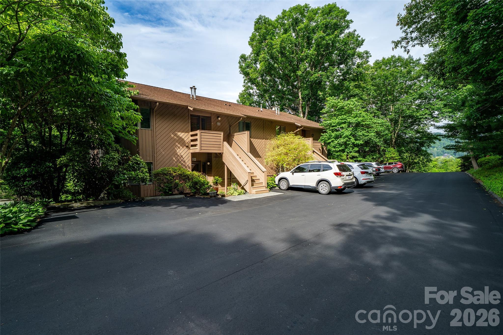 305 Piney Mountain Drive #D-1 — Asheville