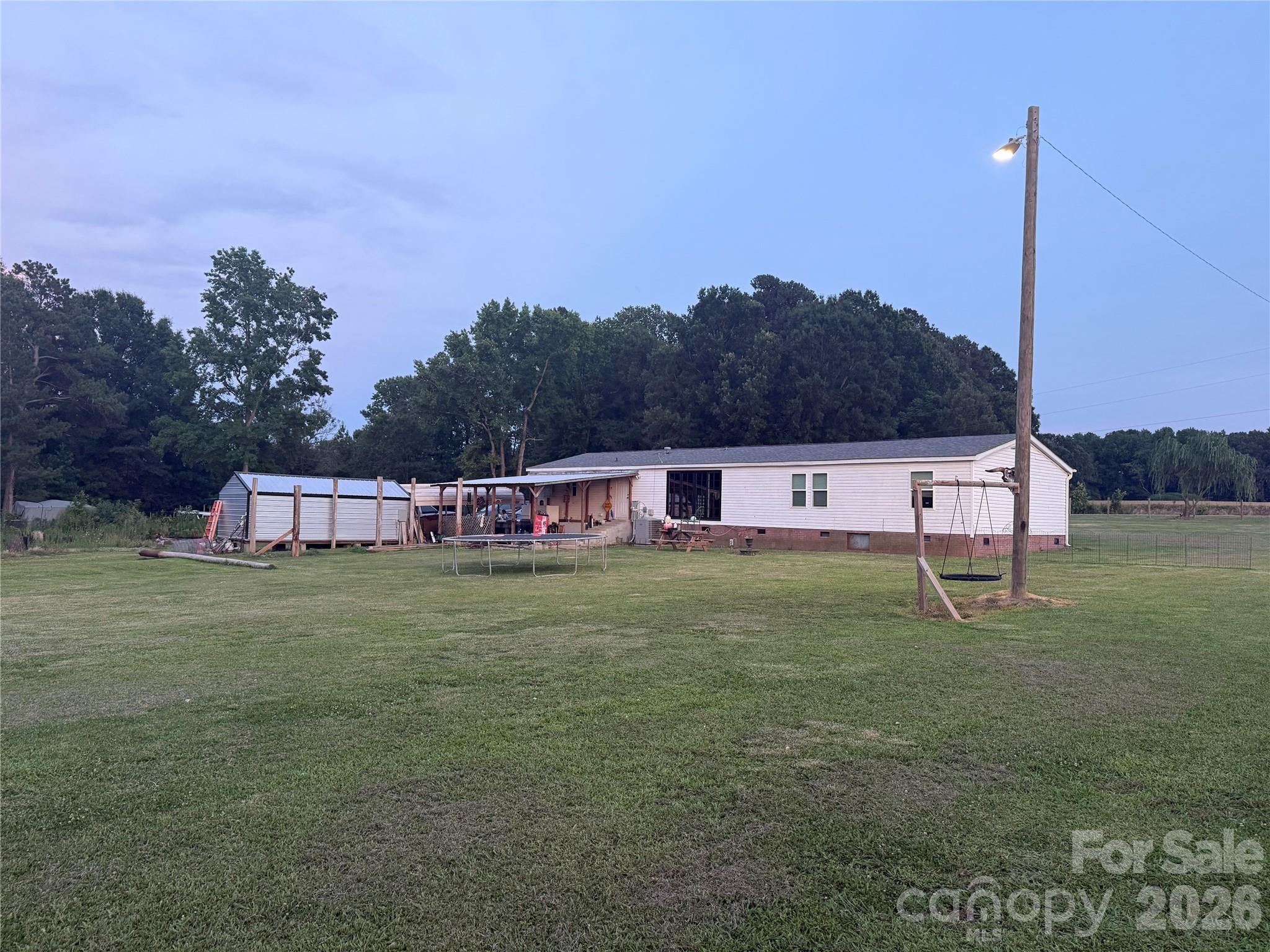 4421 Canal Road — Marshville