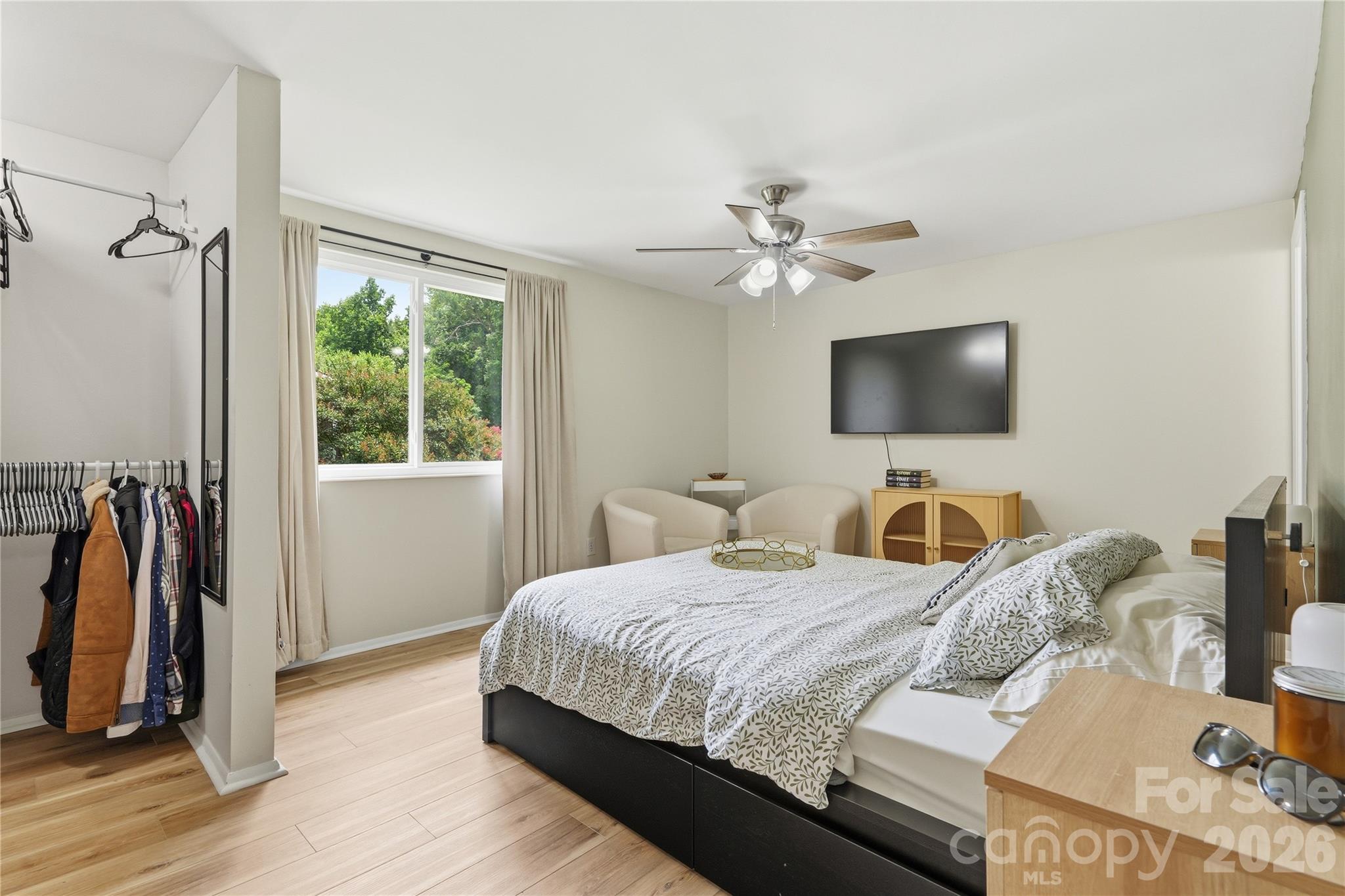 8208 Knights Bridge Road — Charlotte