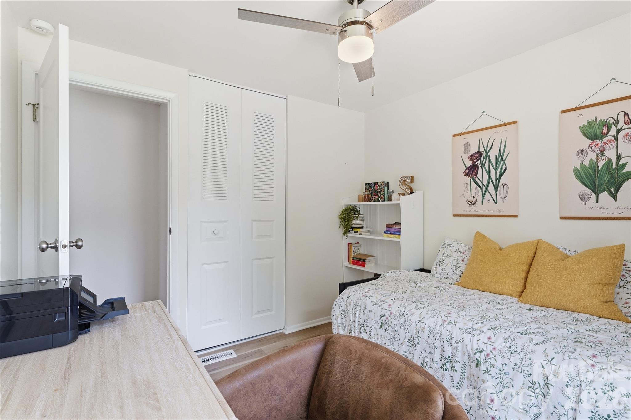 8208 Knights Bridge Road — Charlotte
