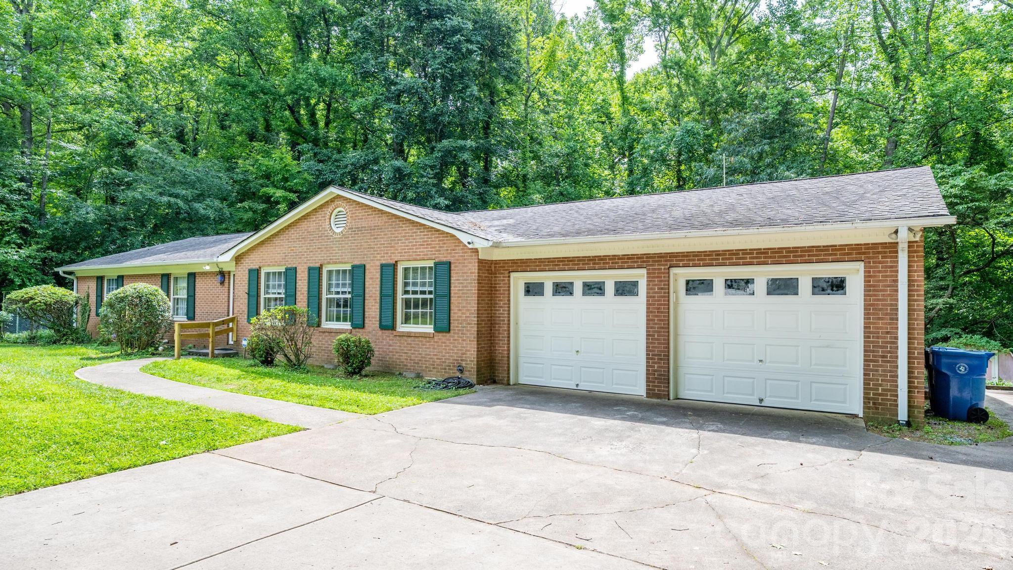 236 Heritage Place — Mooresville