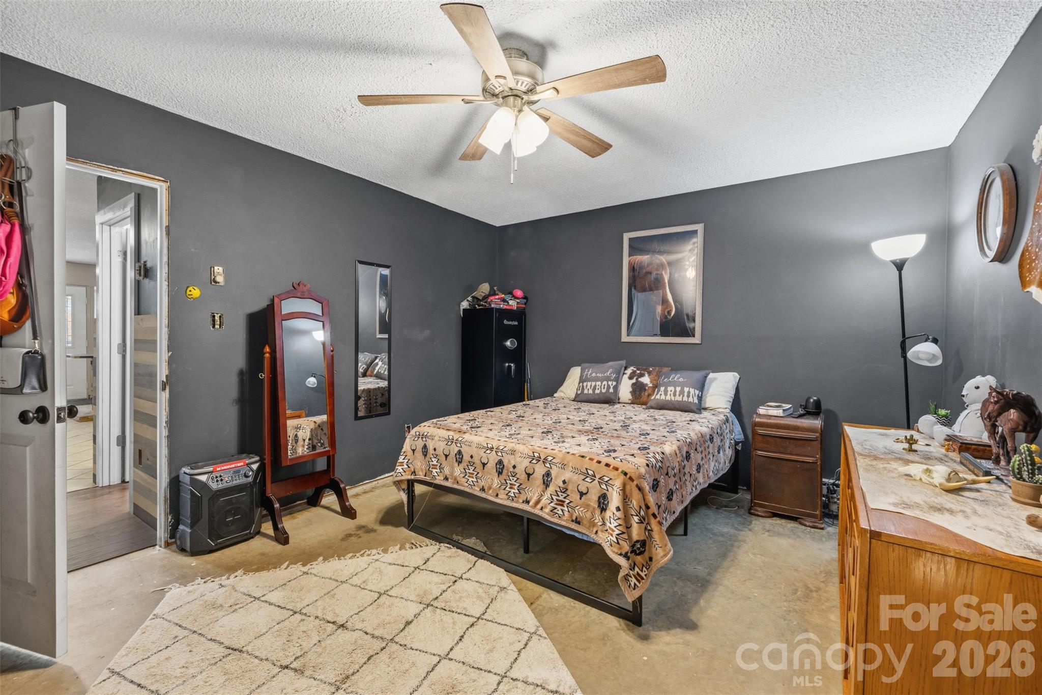 2269 Lee Roy Lane — Lenoir