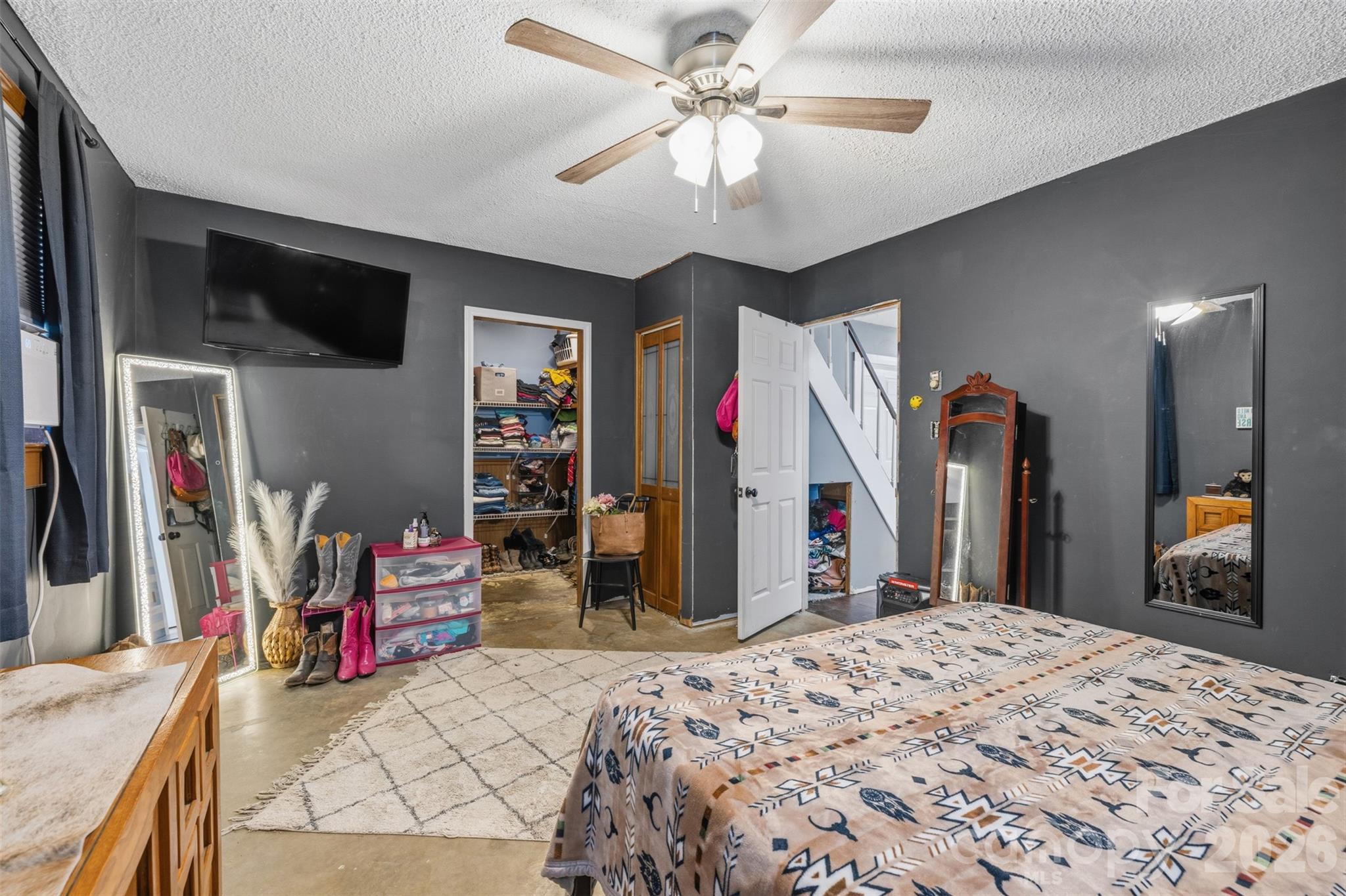 2269 Lee Roy Lane — Lenoir