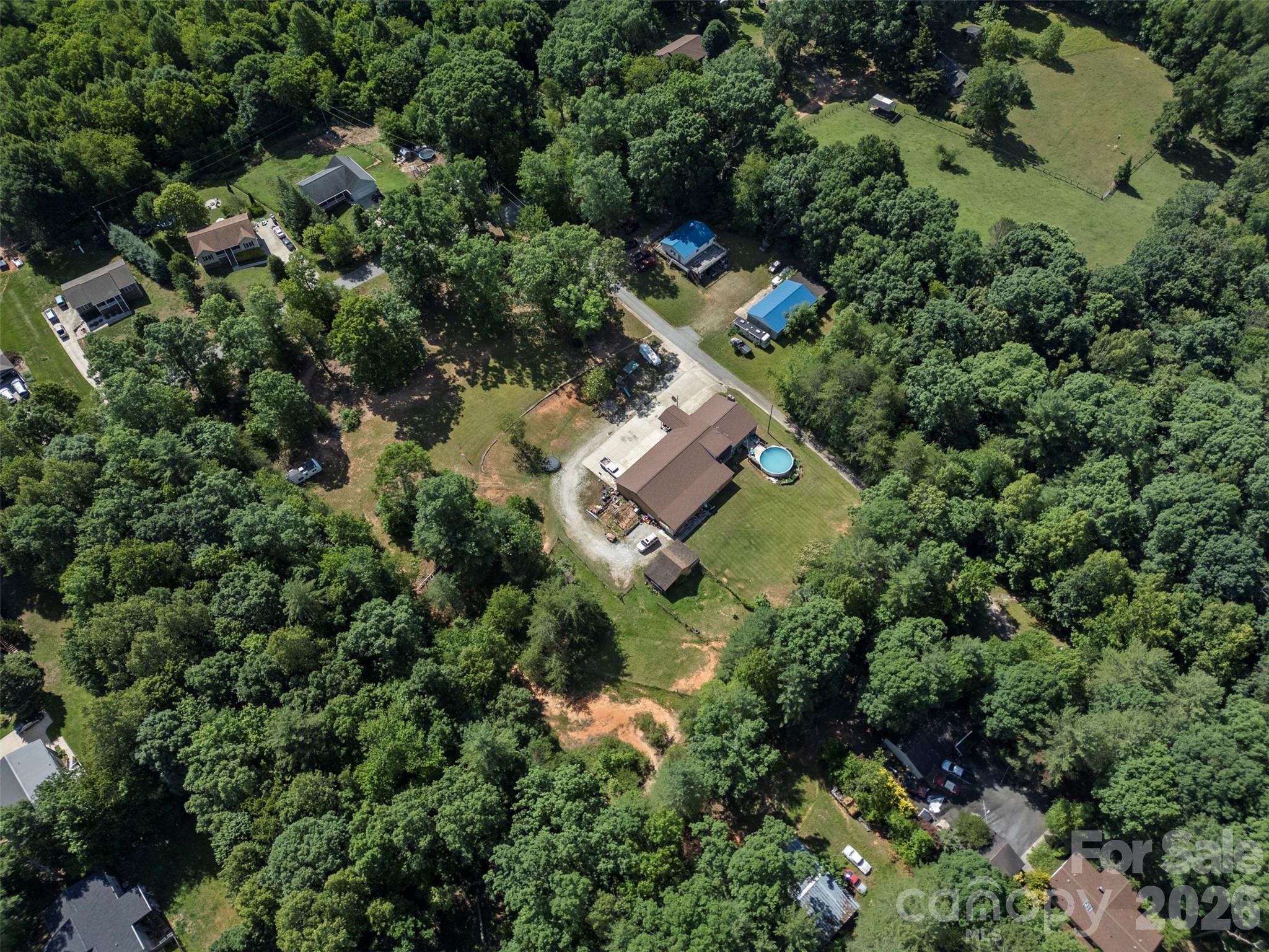2269 Lee Roy Lane — Lenoir
