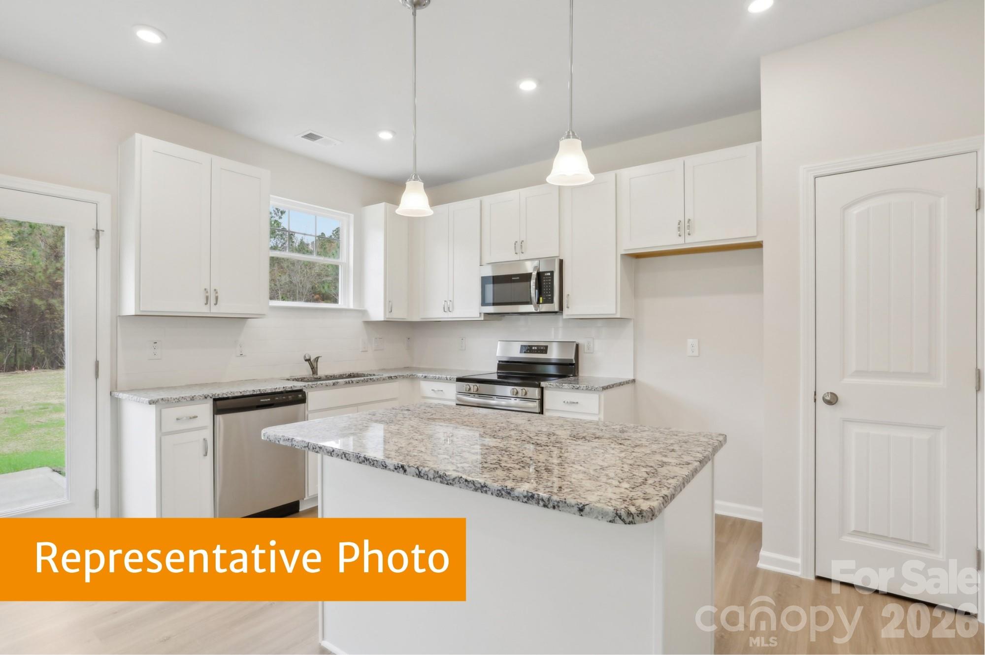 5667 Hagler Loop — Catawba