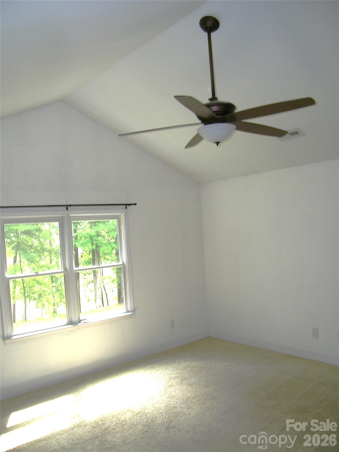 609 Redah Avenue — Locust
