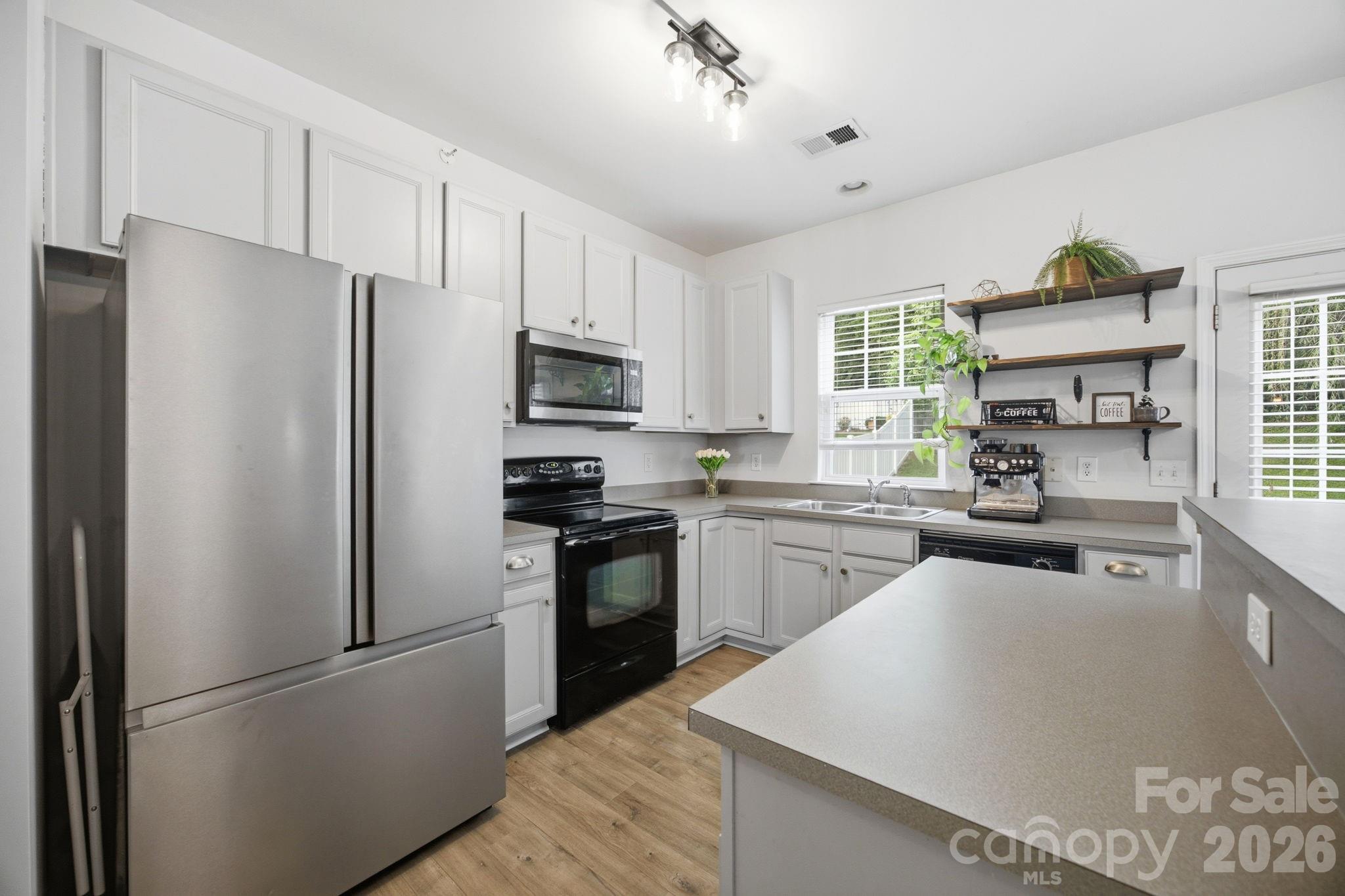 9511 Long Hill Drive — Charlotte