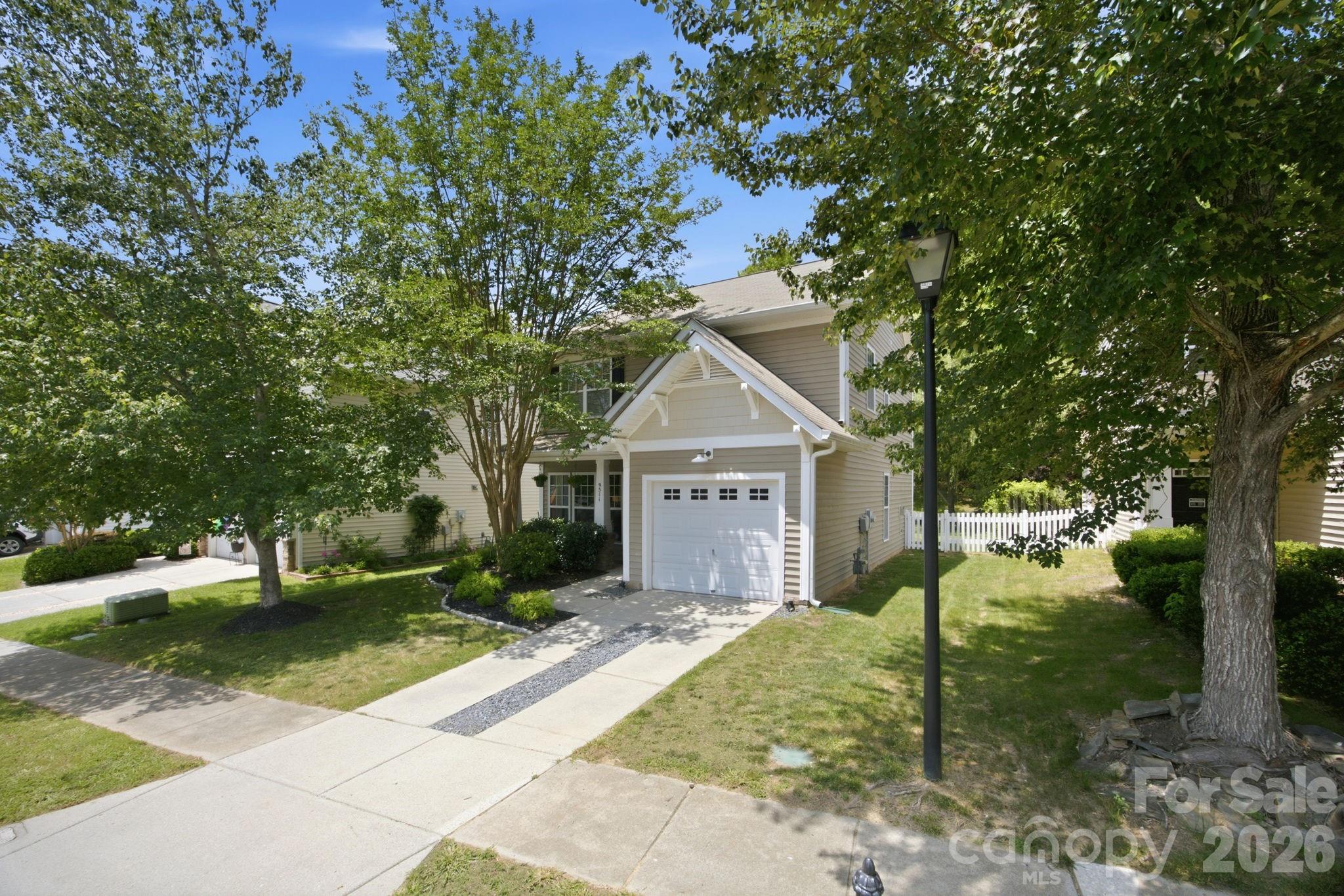 9511 Long Hill Drive — Charlotte