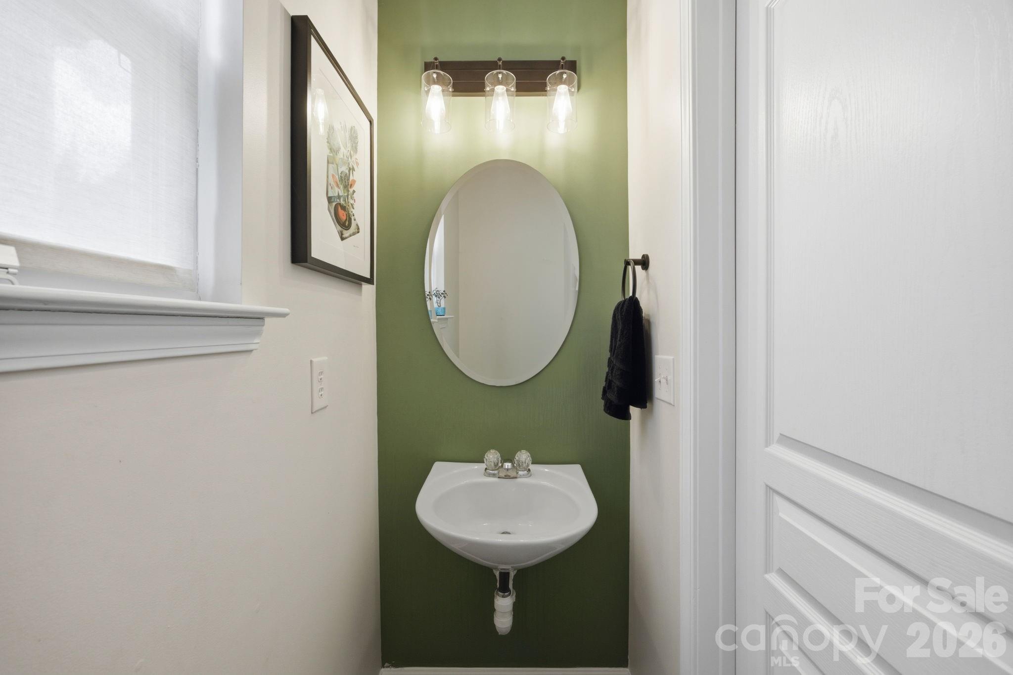 9511 Long Hill Drive — Charlotte