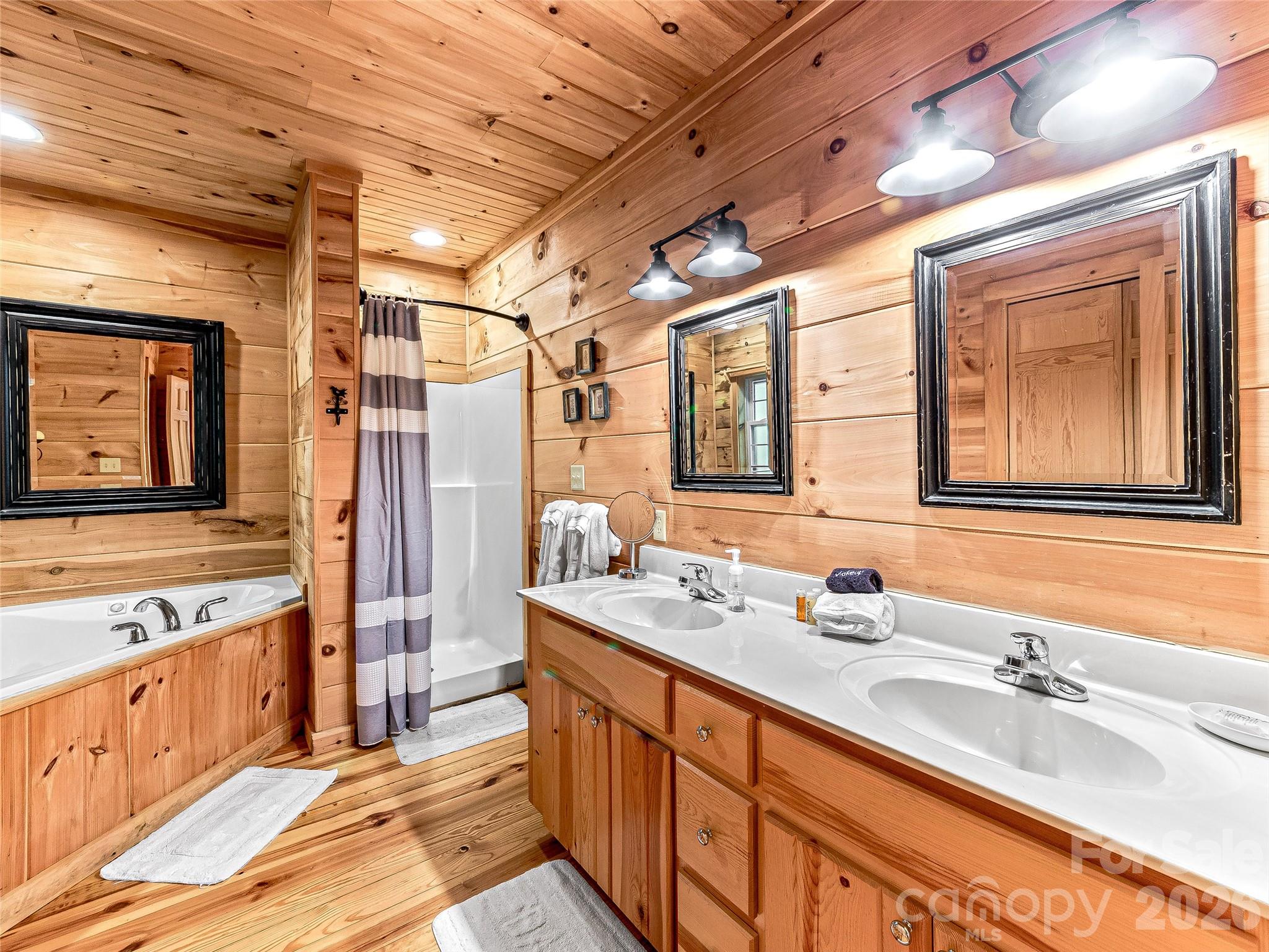 250 Fairway Drive — Lake Toxaway