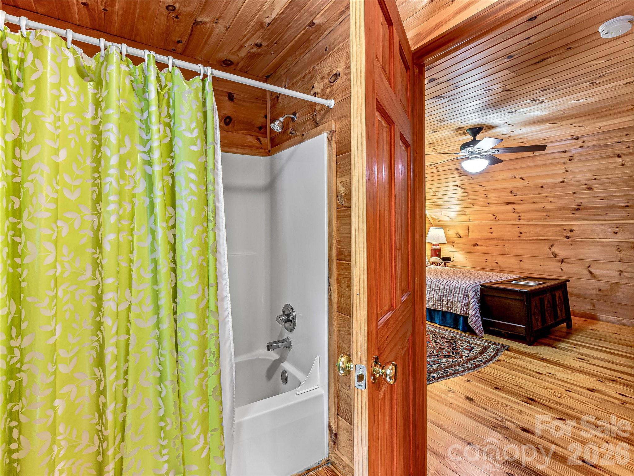 250 Fairway Drive — Lake Toxaway