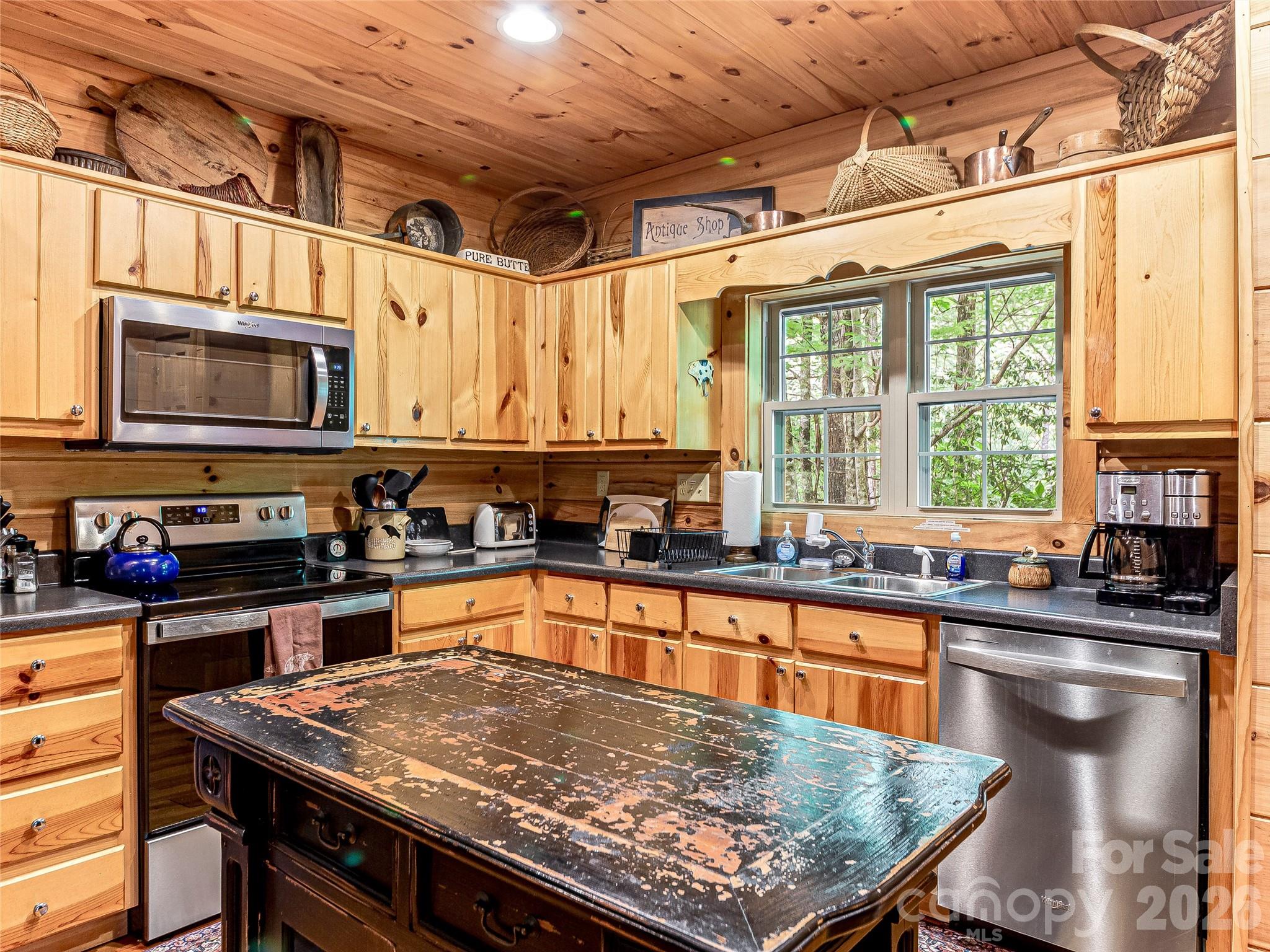 250 Fairway Drive — Lake Toxaway