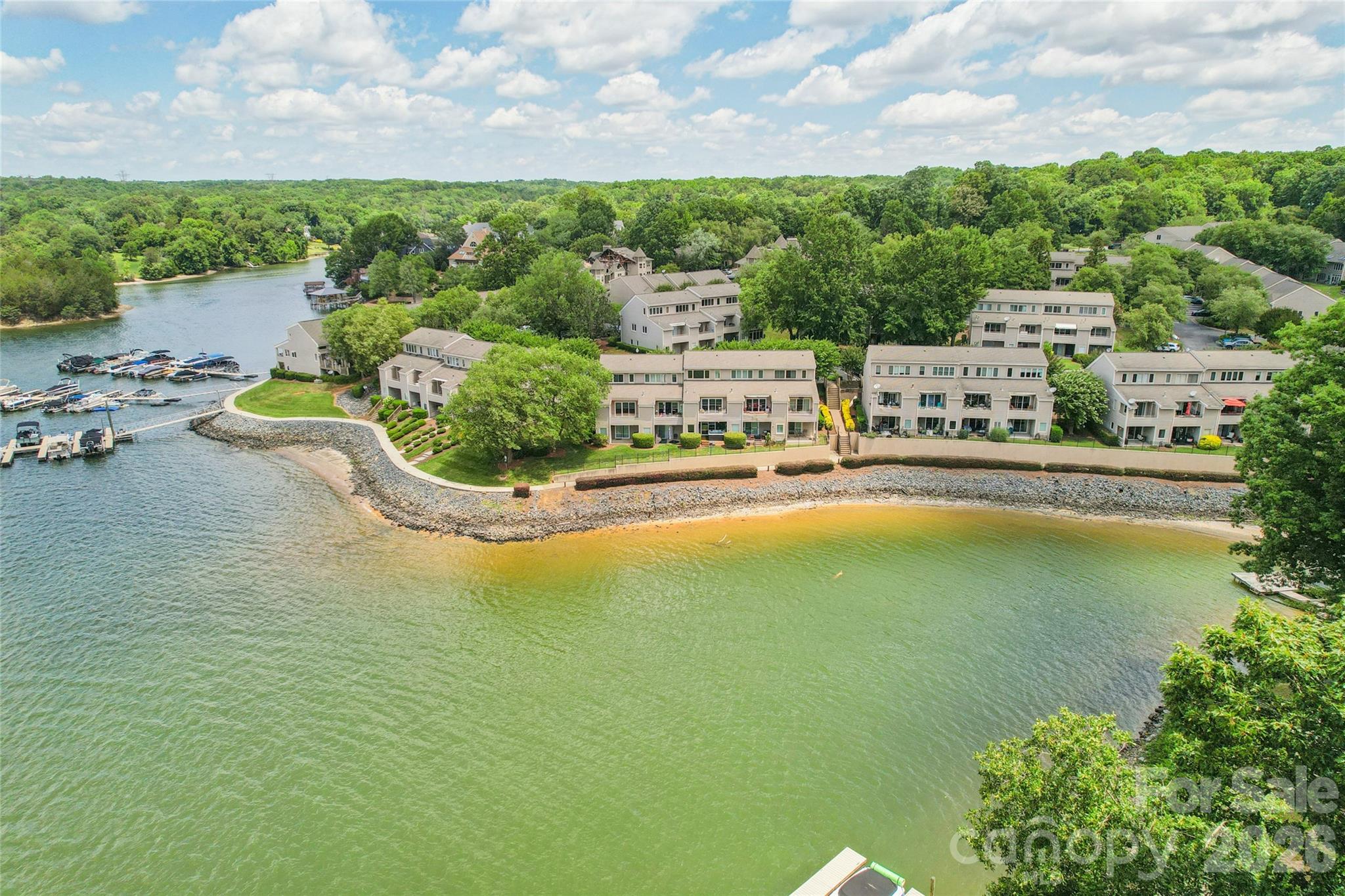 14039 Queens Harbor Road — Charlotte