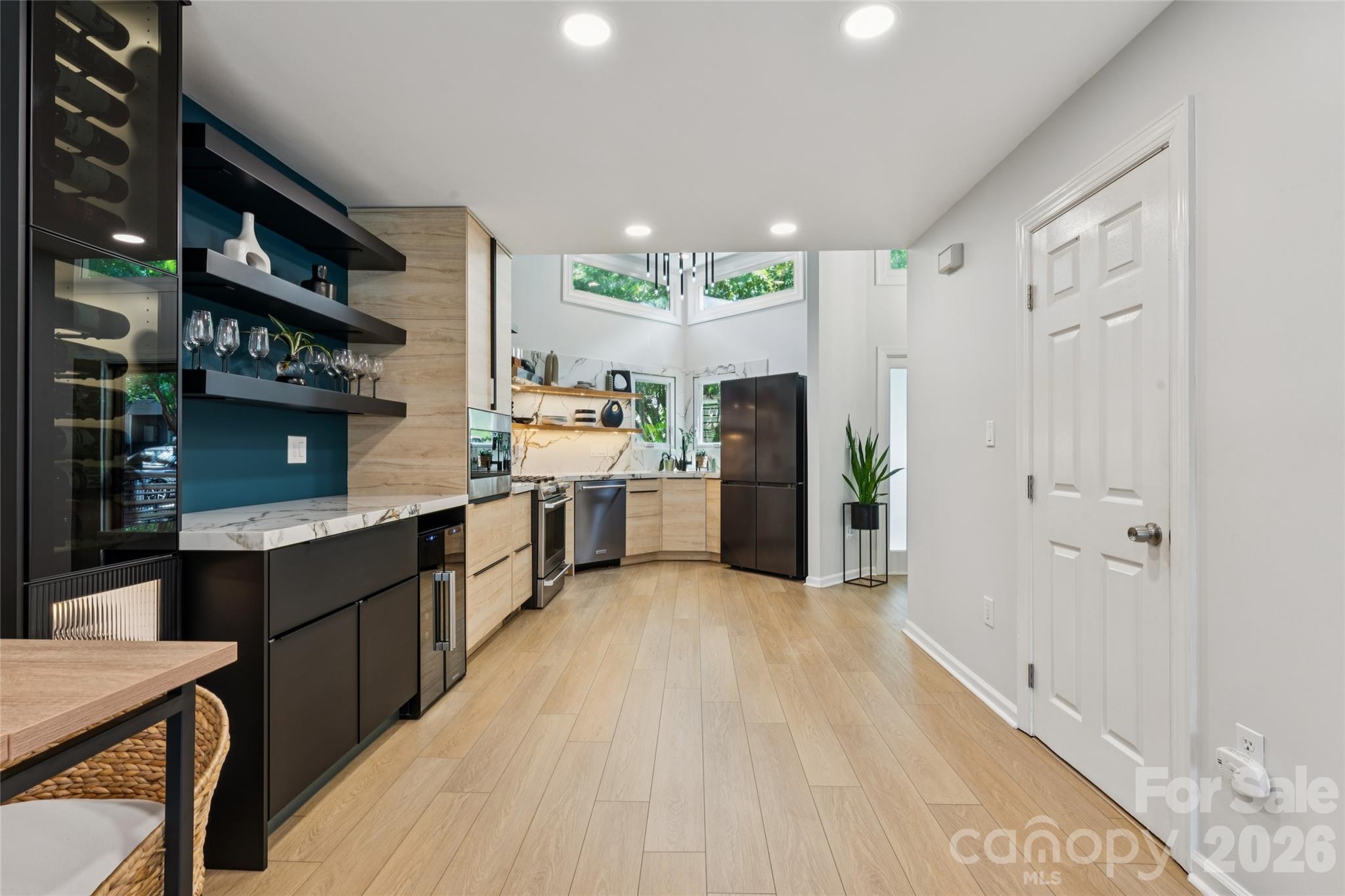 14039 Queens Harbor Road — Charlotte