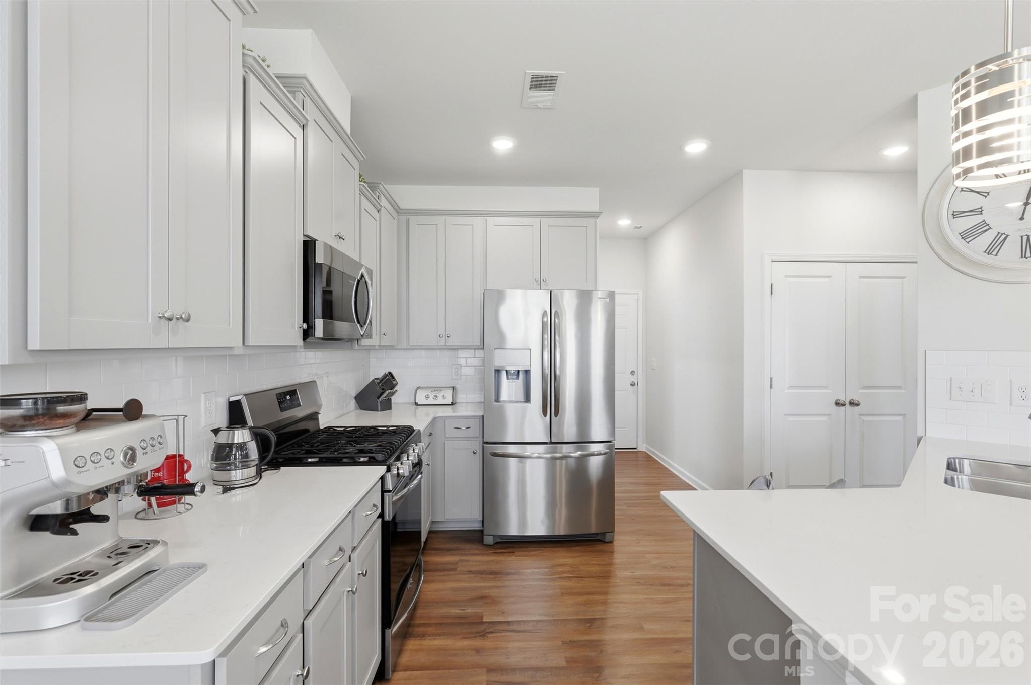 7720 Sea Turtle Way — Lancaster