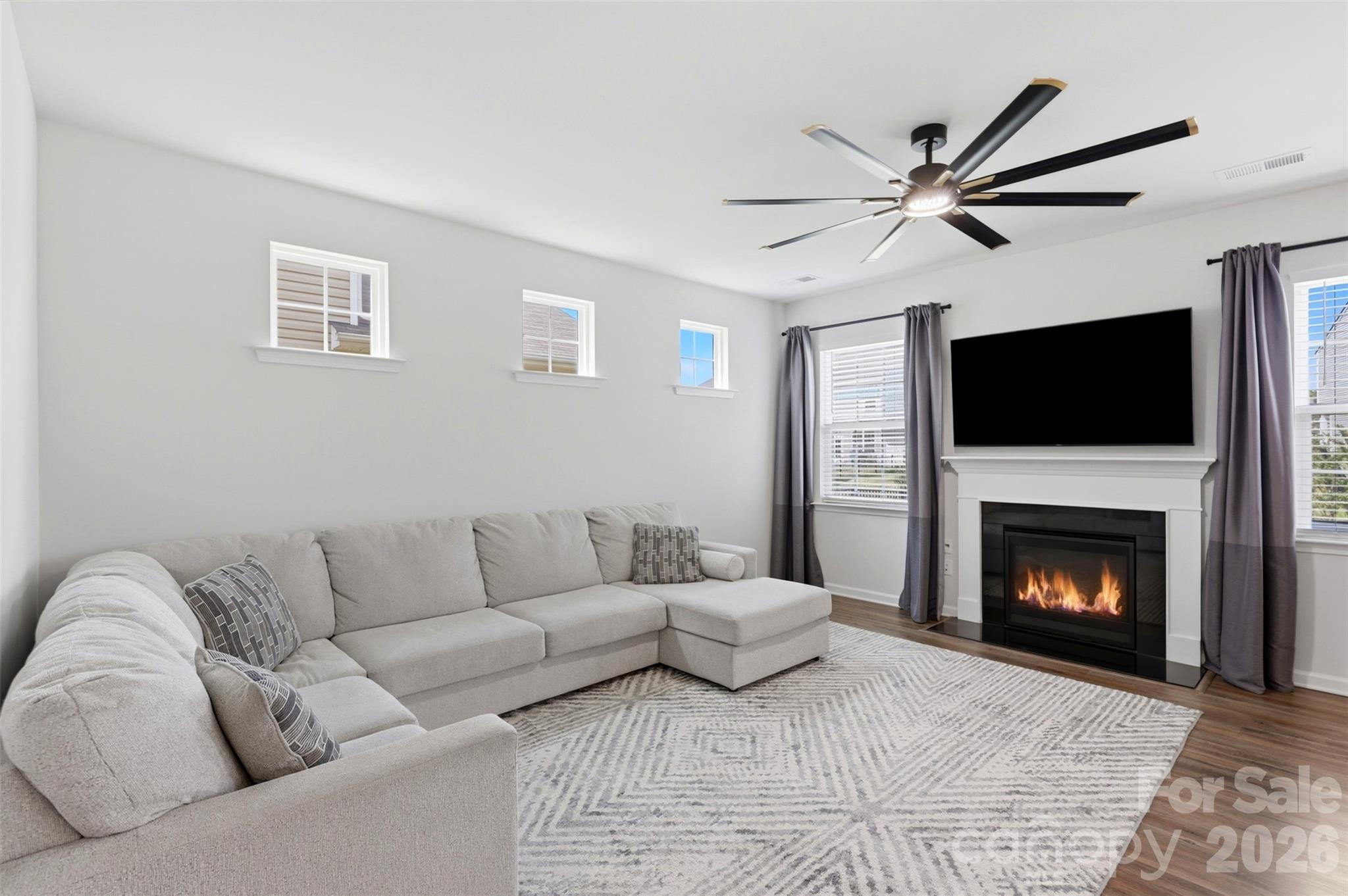 7720 Sea Turtle Way — Lancaster