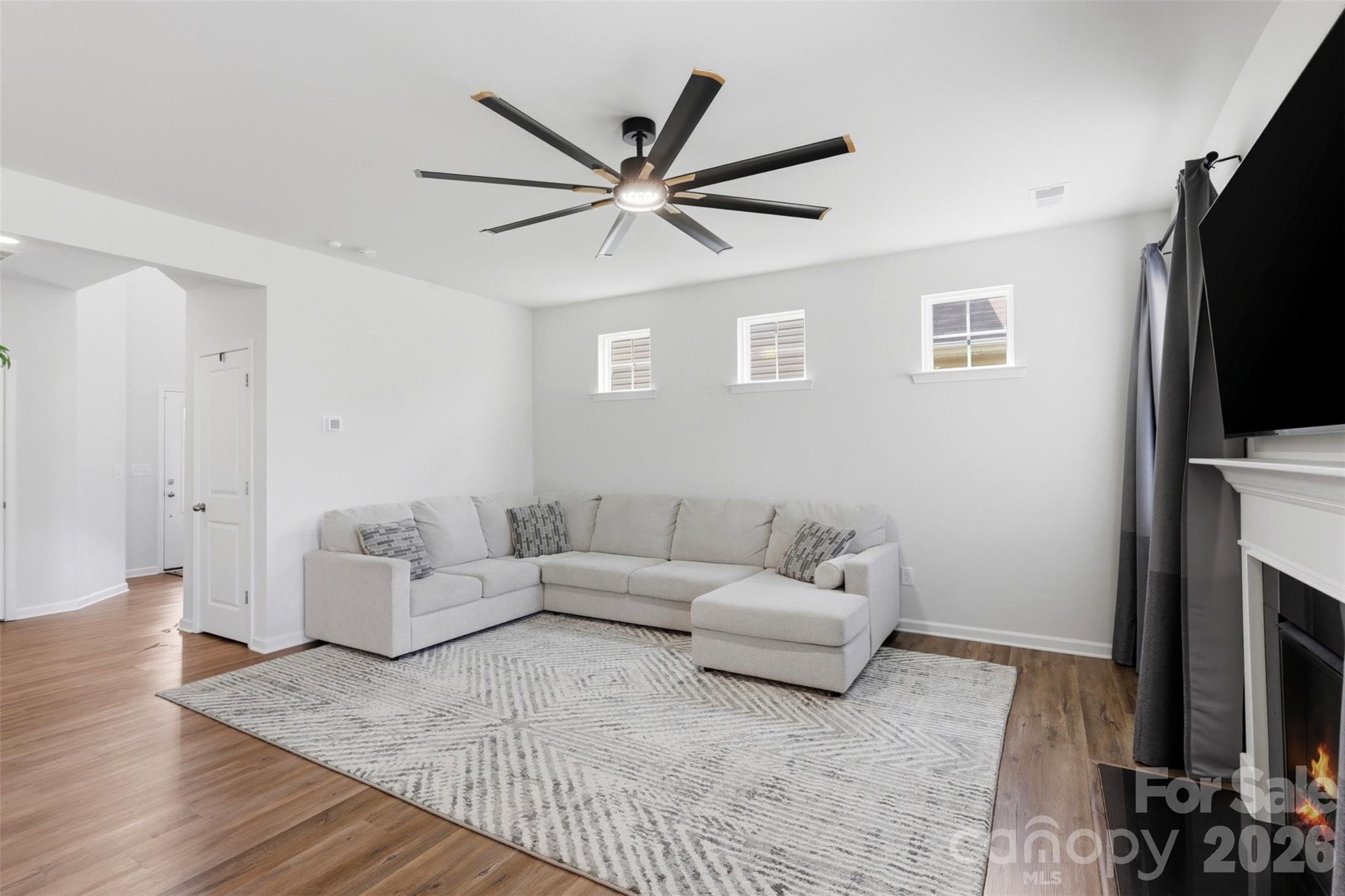7720 Sea Turtle Way — Lancaster