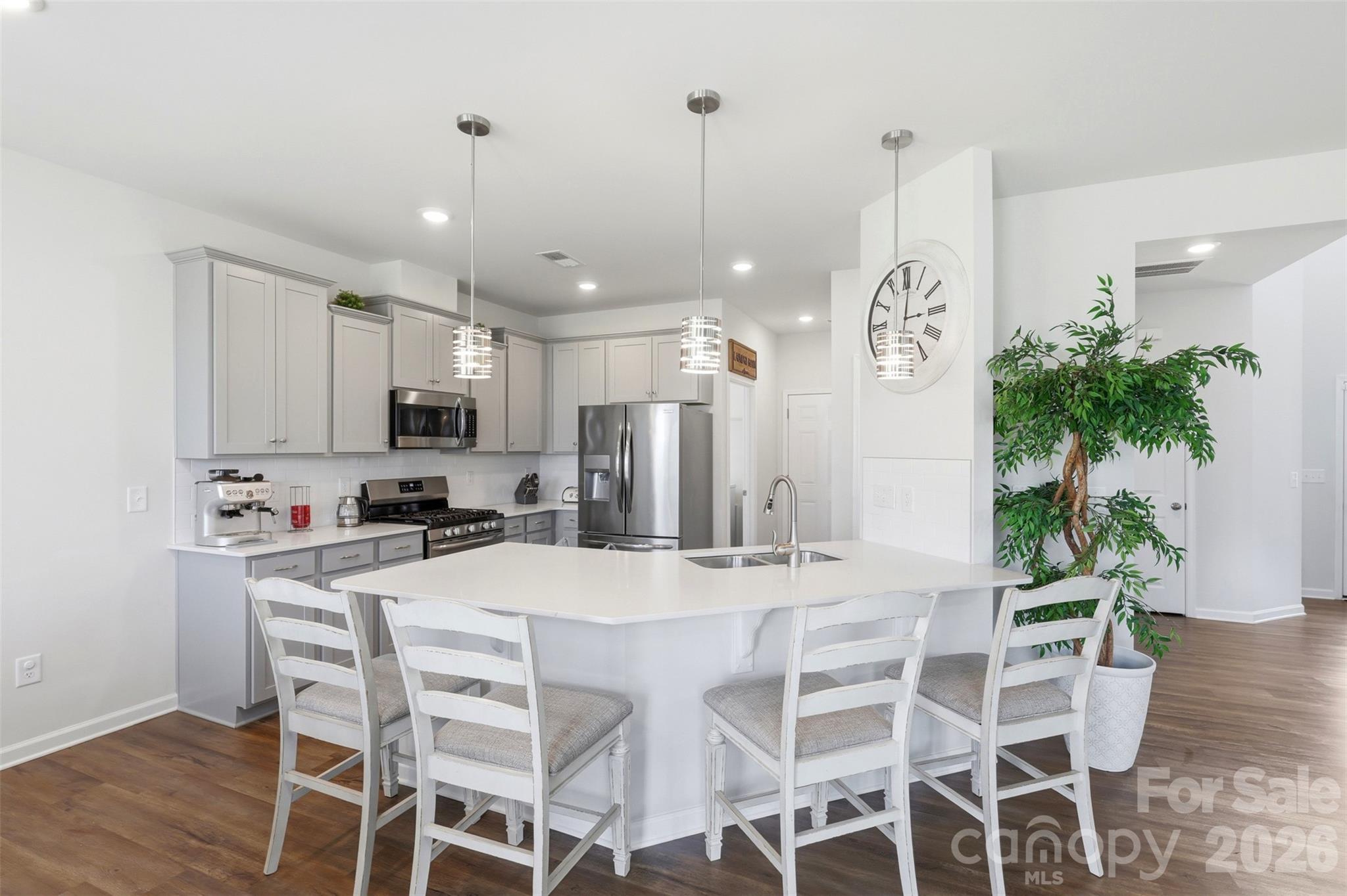 7720 Sea Turtle Way — Lancaster