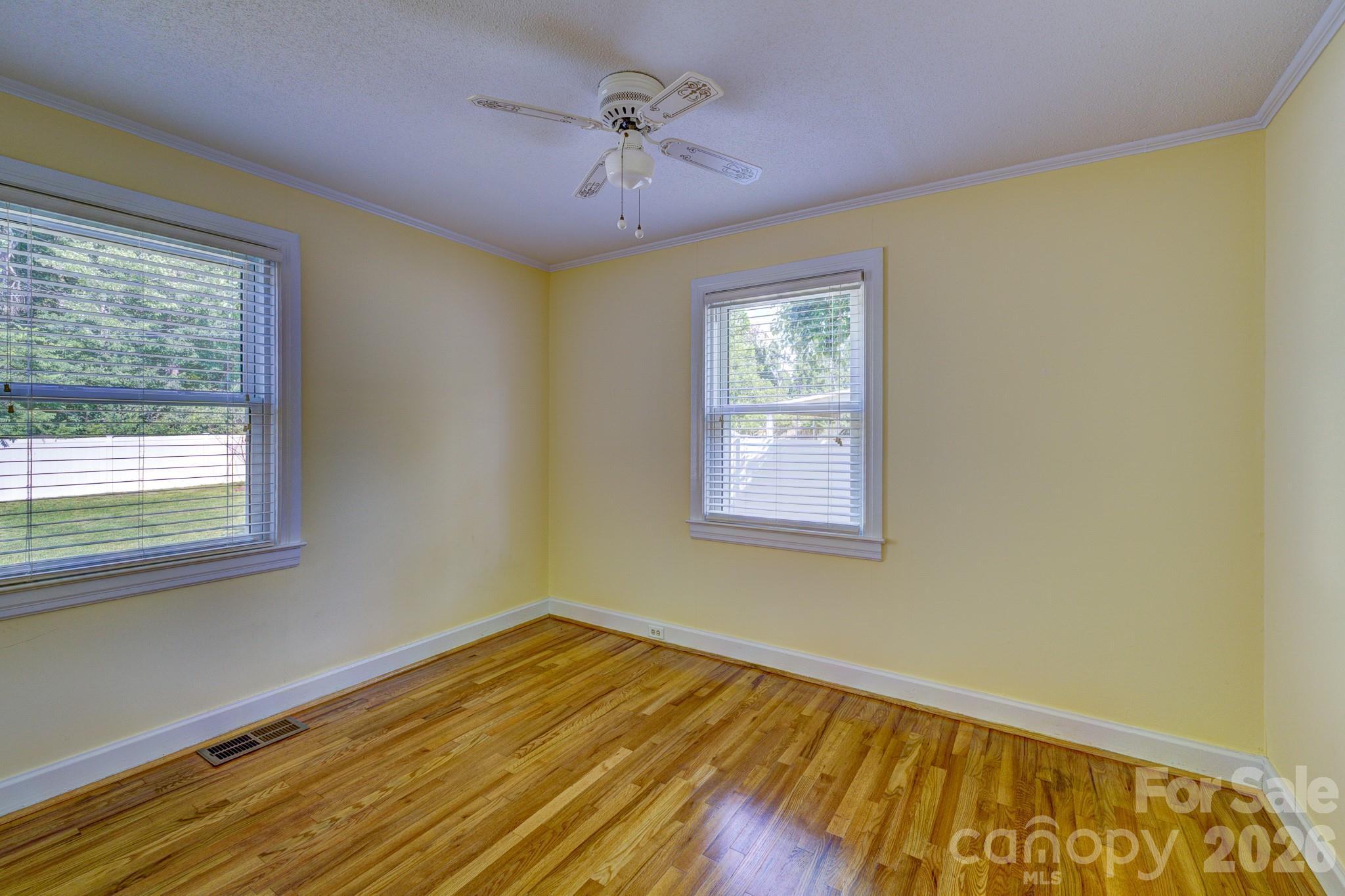 402 N Houser Street — Cherryville