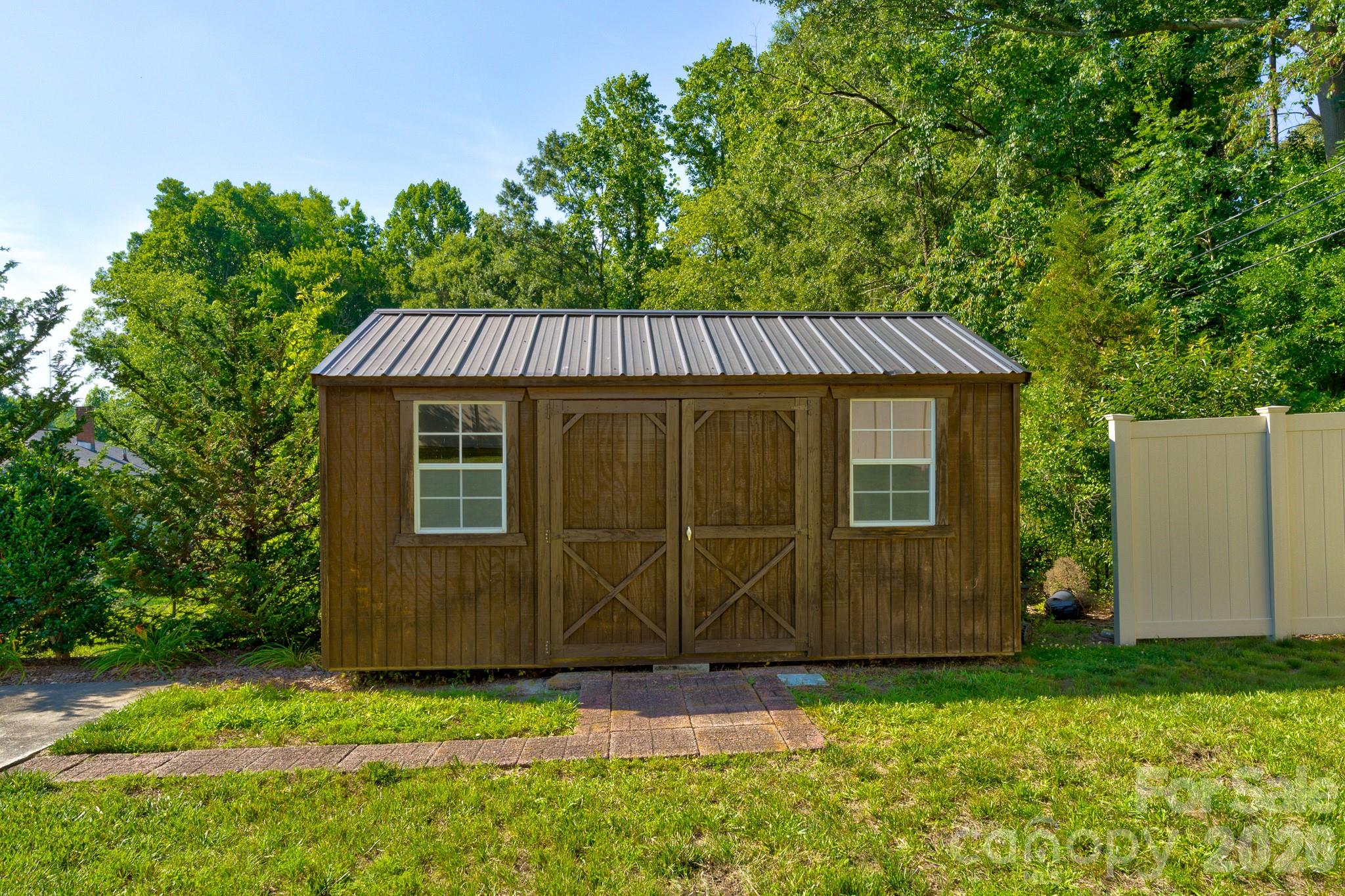 402 N Houser Street — Cherryville