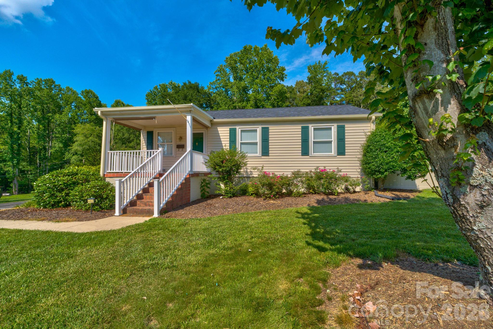 402 N Houser Street — Cherryville