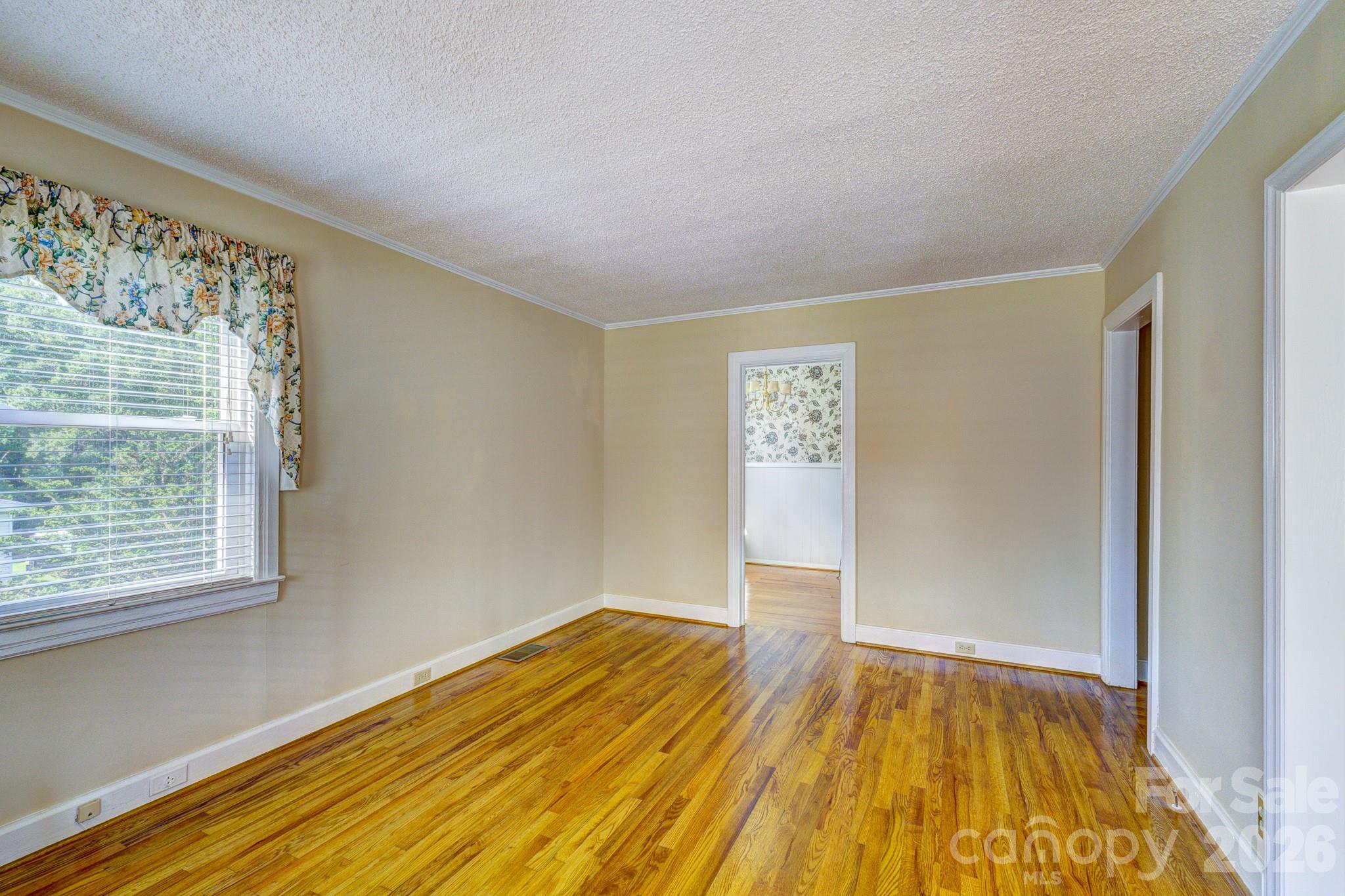 402 N Houser Street — Cherryville